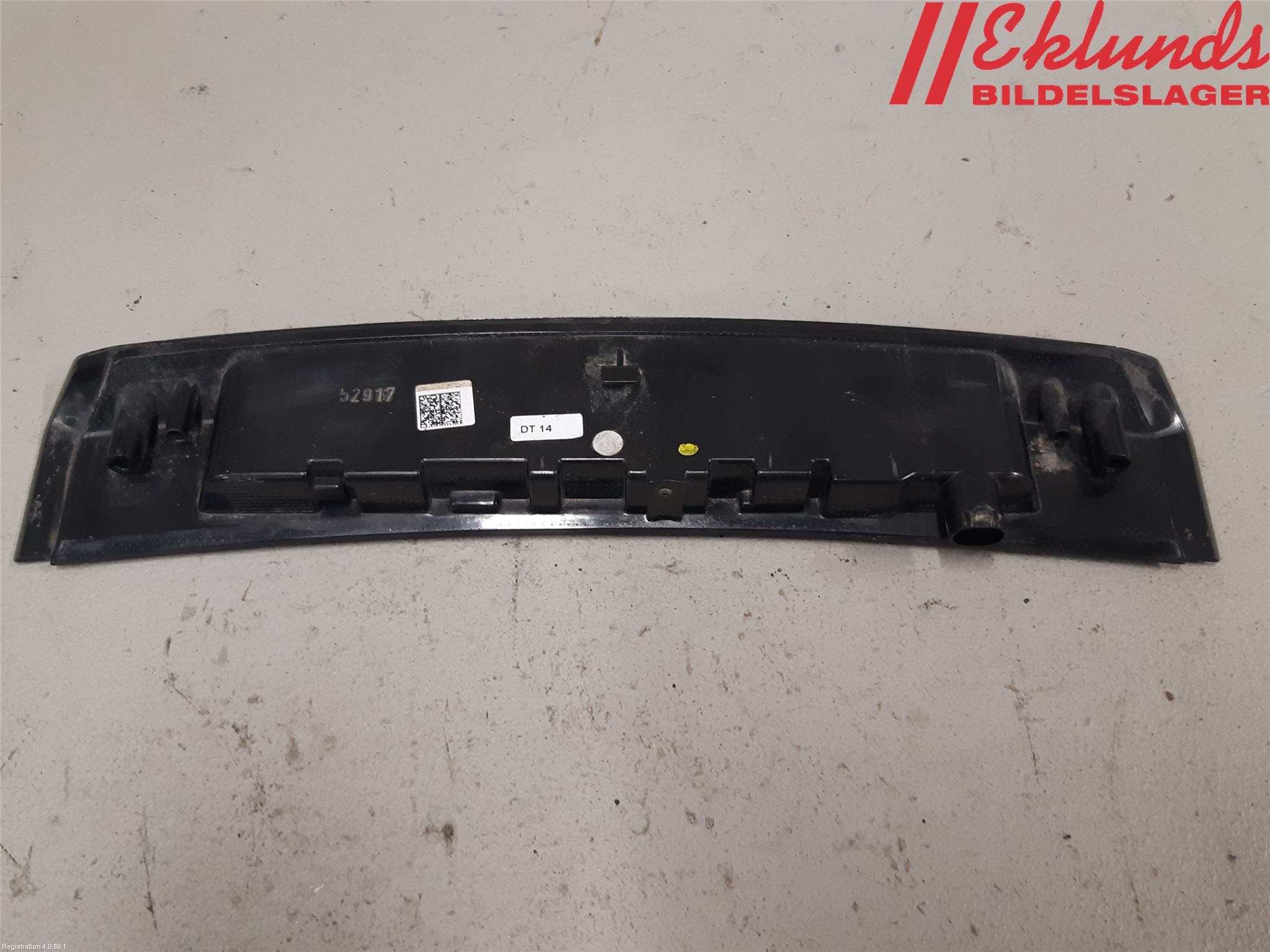 Opel CROSSLAND X 18- Bromsljus Bakruta