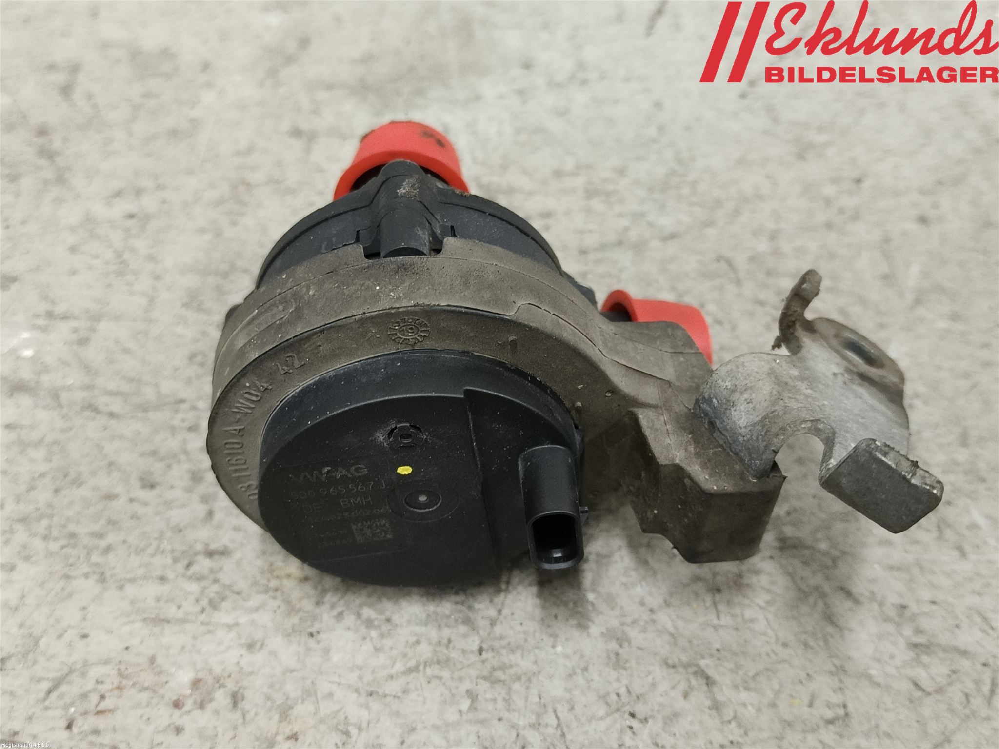 Volkswagen VW CADDY 16-20 Vattenpump