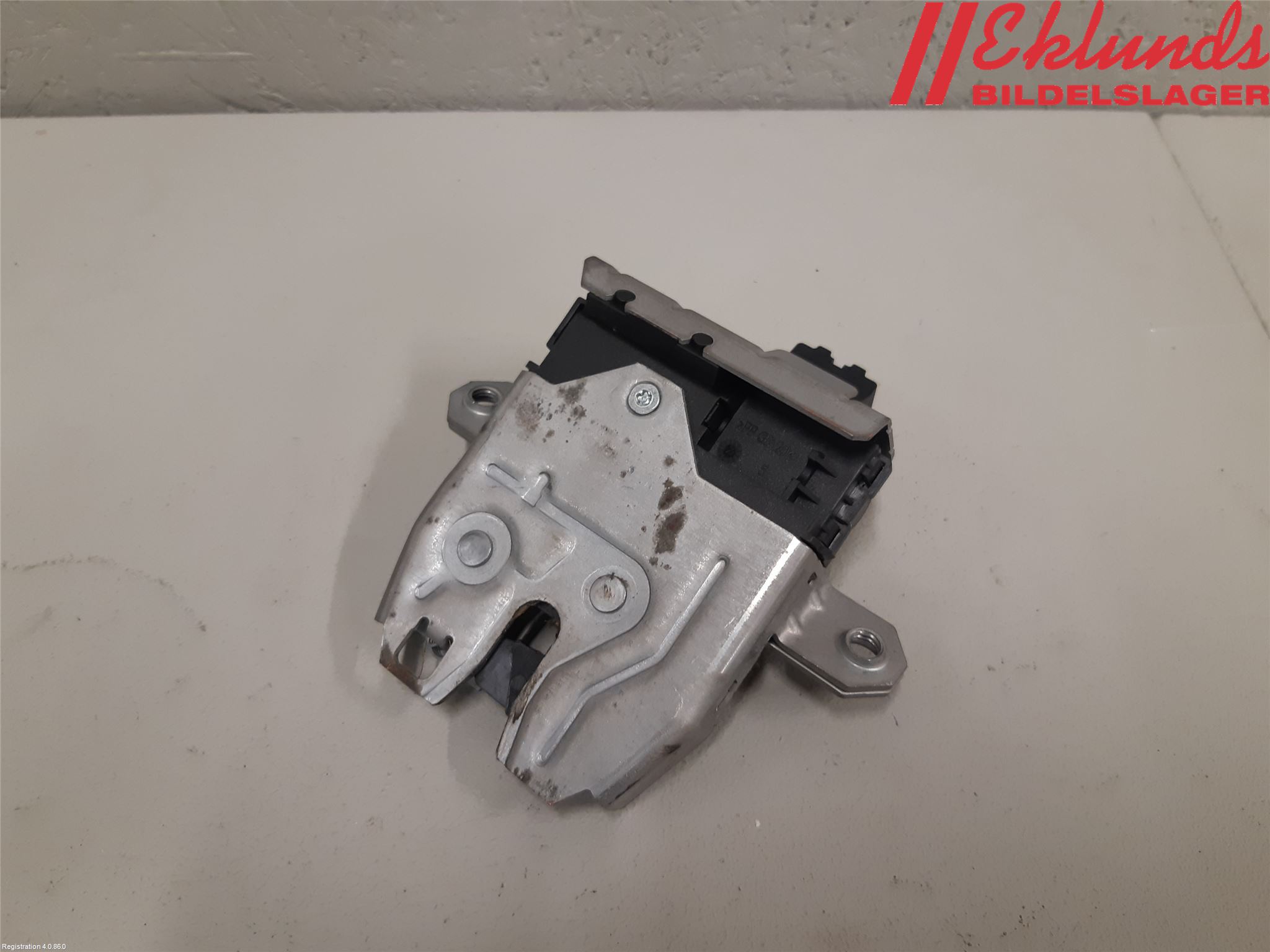 Volvo XC60 14-17 Låskista Baklucka