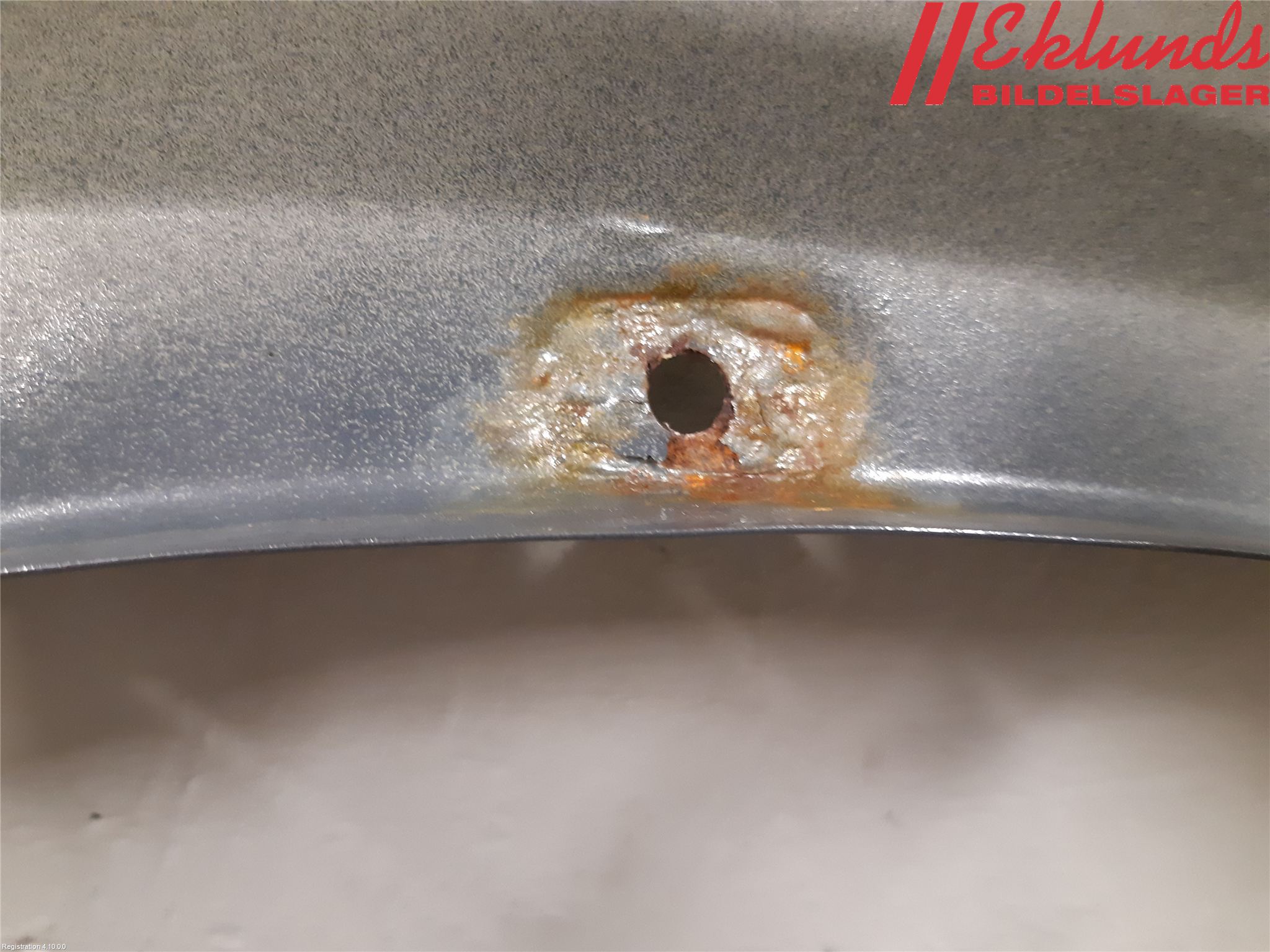 Volvo XC70 05-07 Skärm Fram Vänster