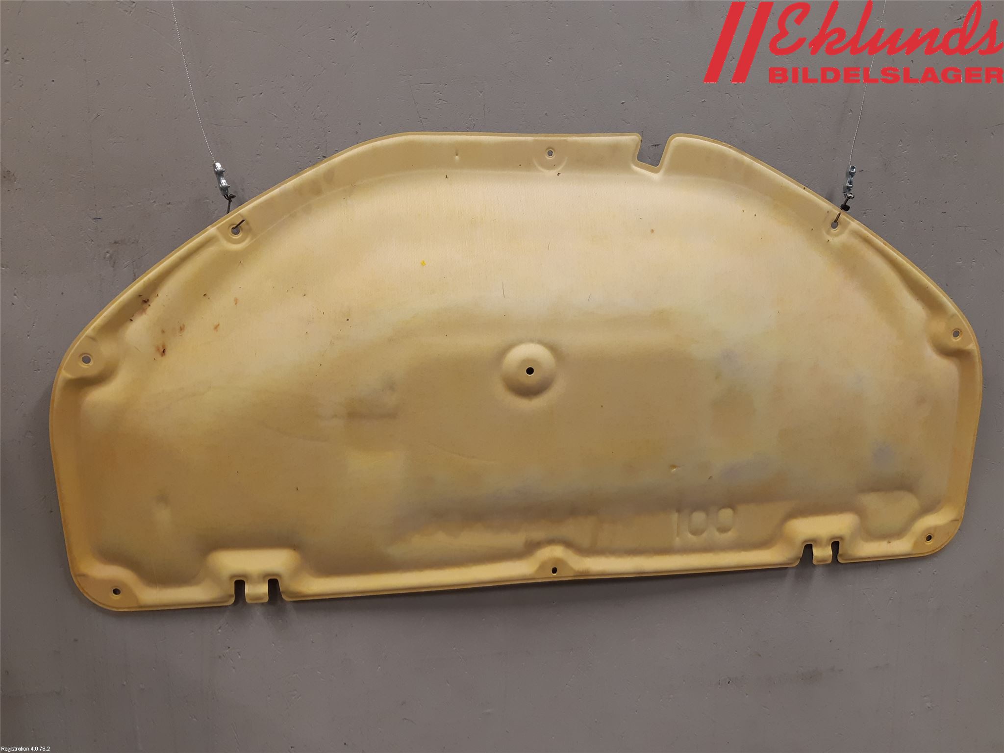 Lexus UX/300e 19- Huvisolering