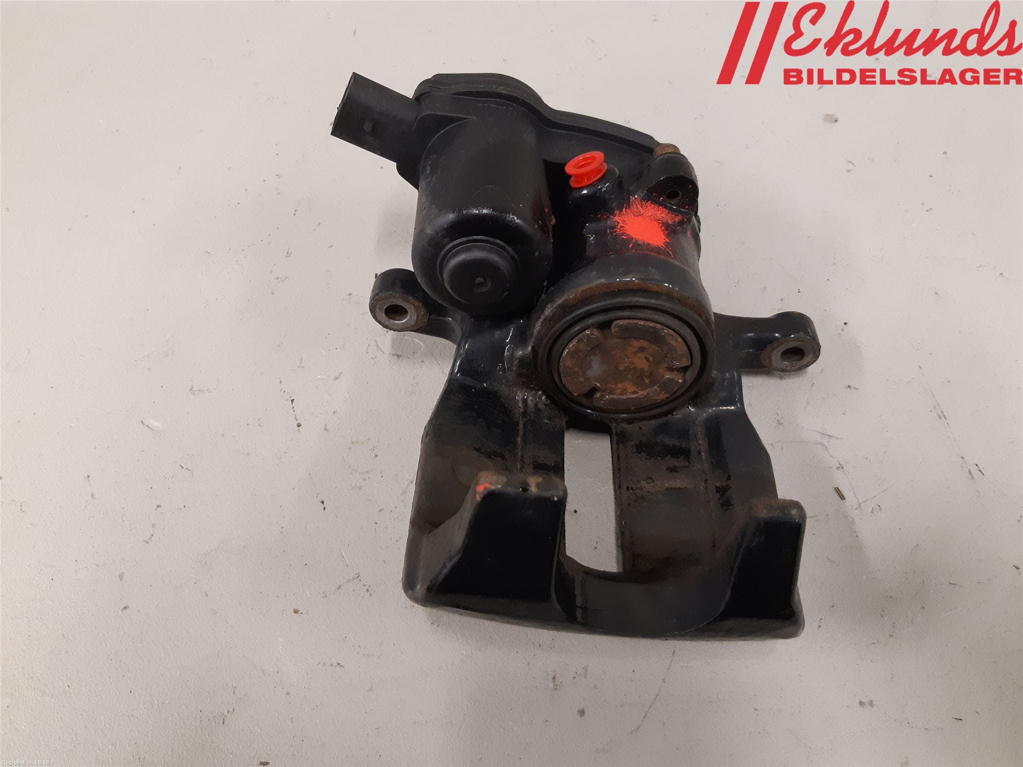 Audi Q5 09-16 Bromsok Bak Vänster