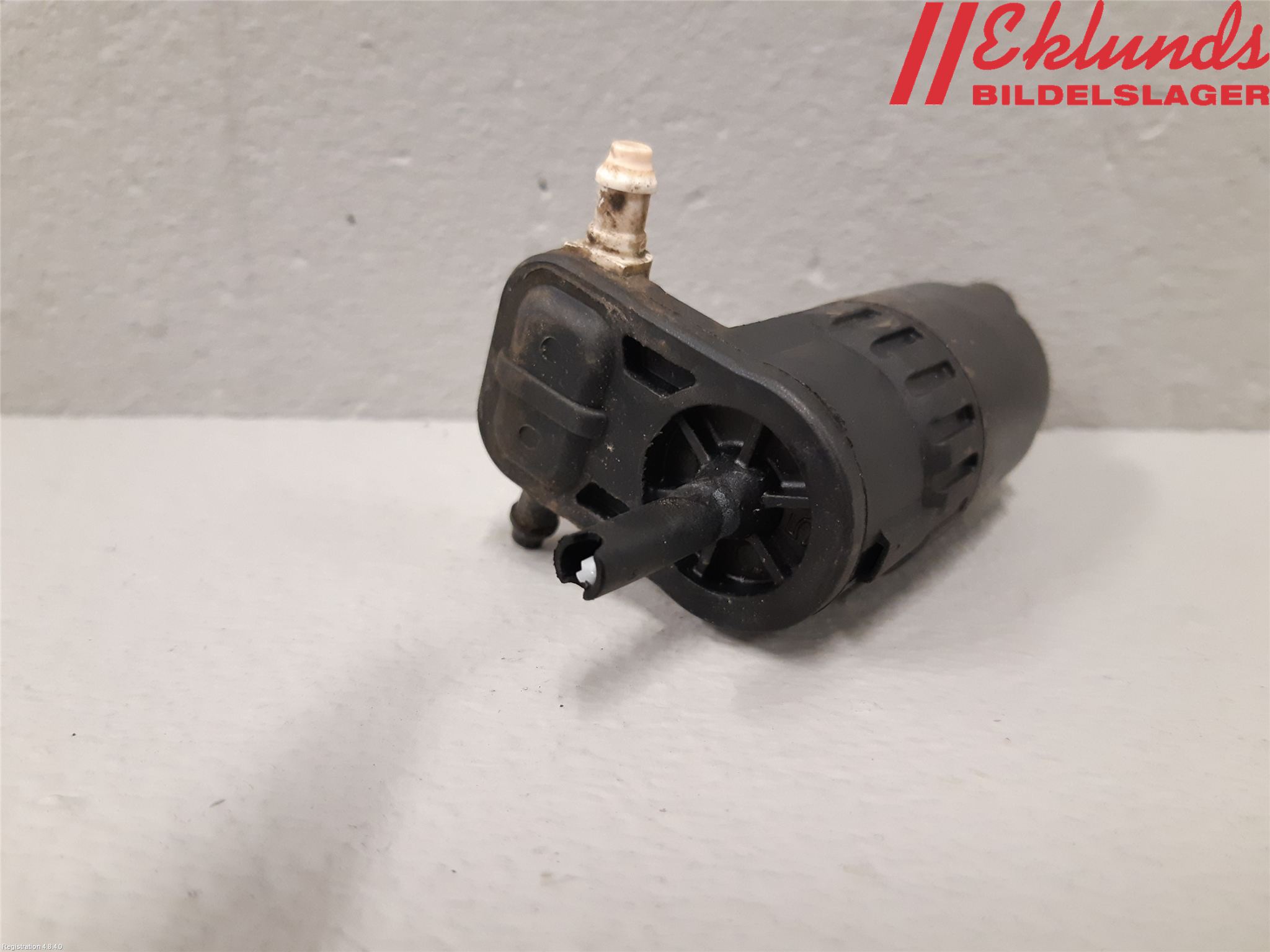 Volkswagen VW POLO 10-17 Spolarpump Vindruta