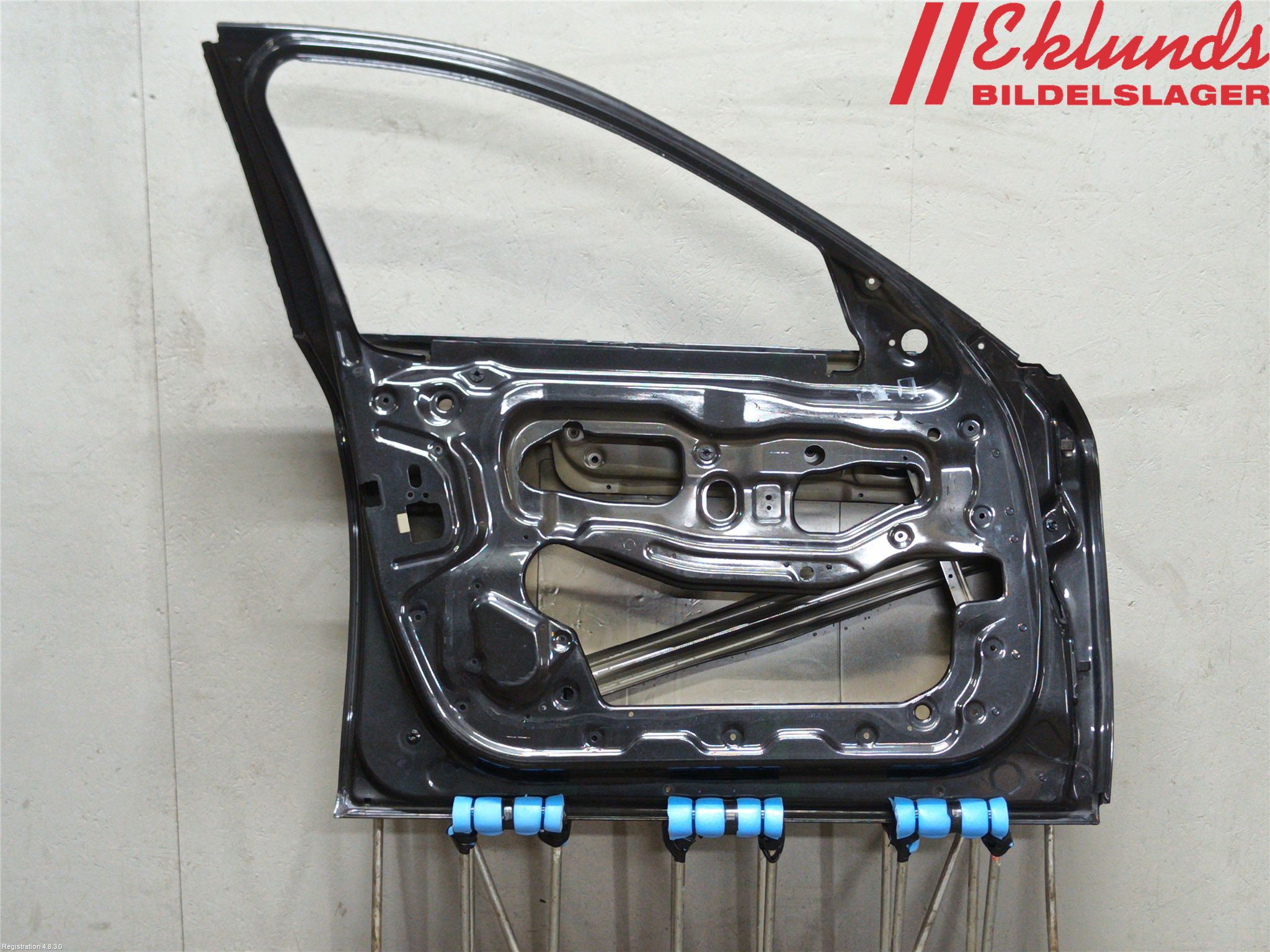 BMW 5 F10/F11/F18 09-17 Dörr Fram Vänster