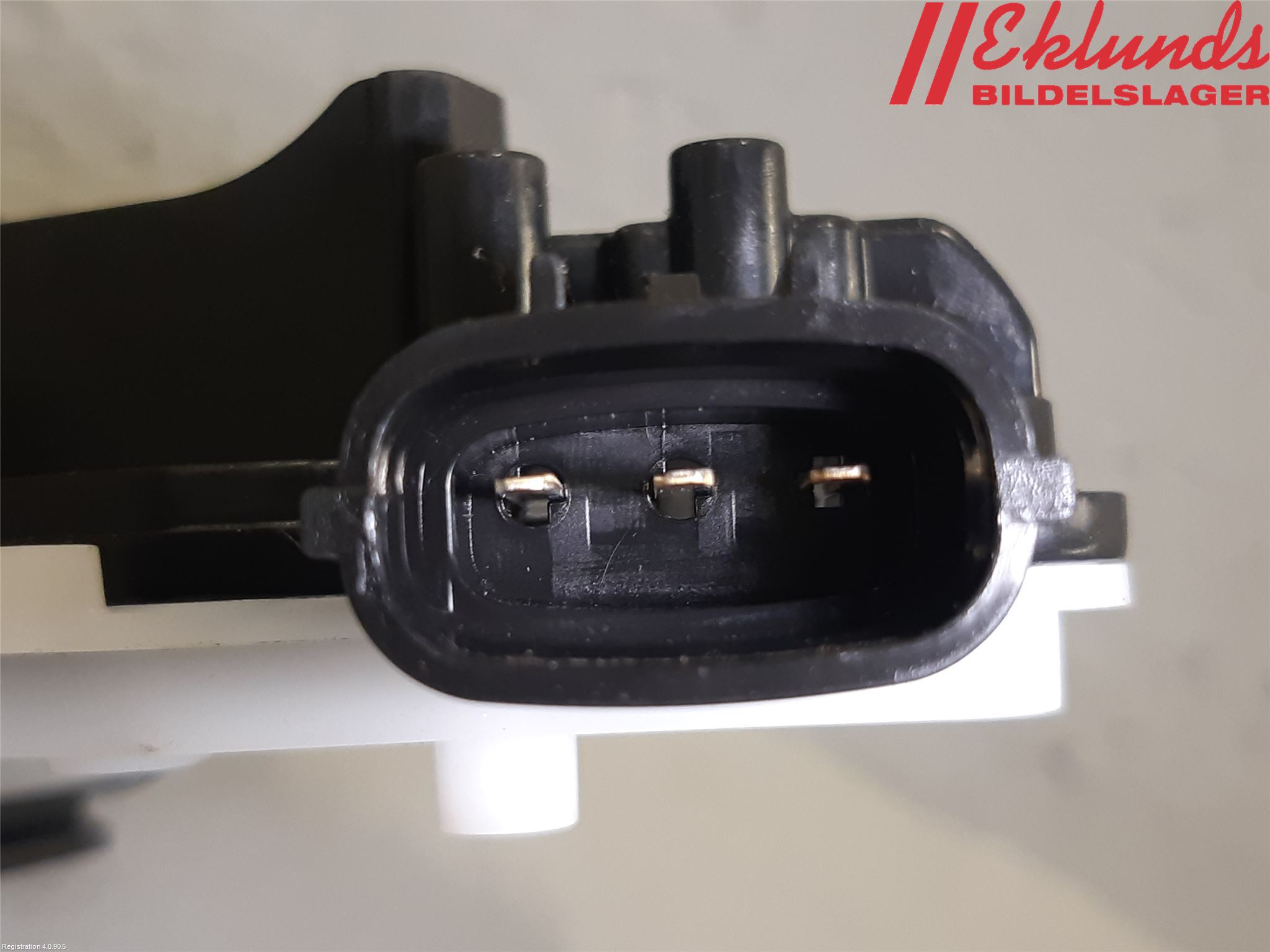 Toyota COROLLA 19- Låskista Baklucka