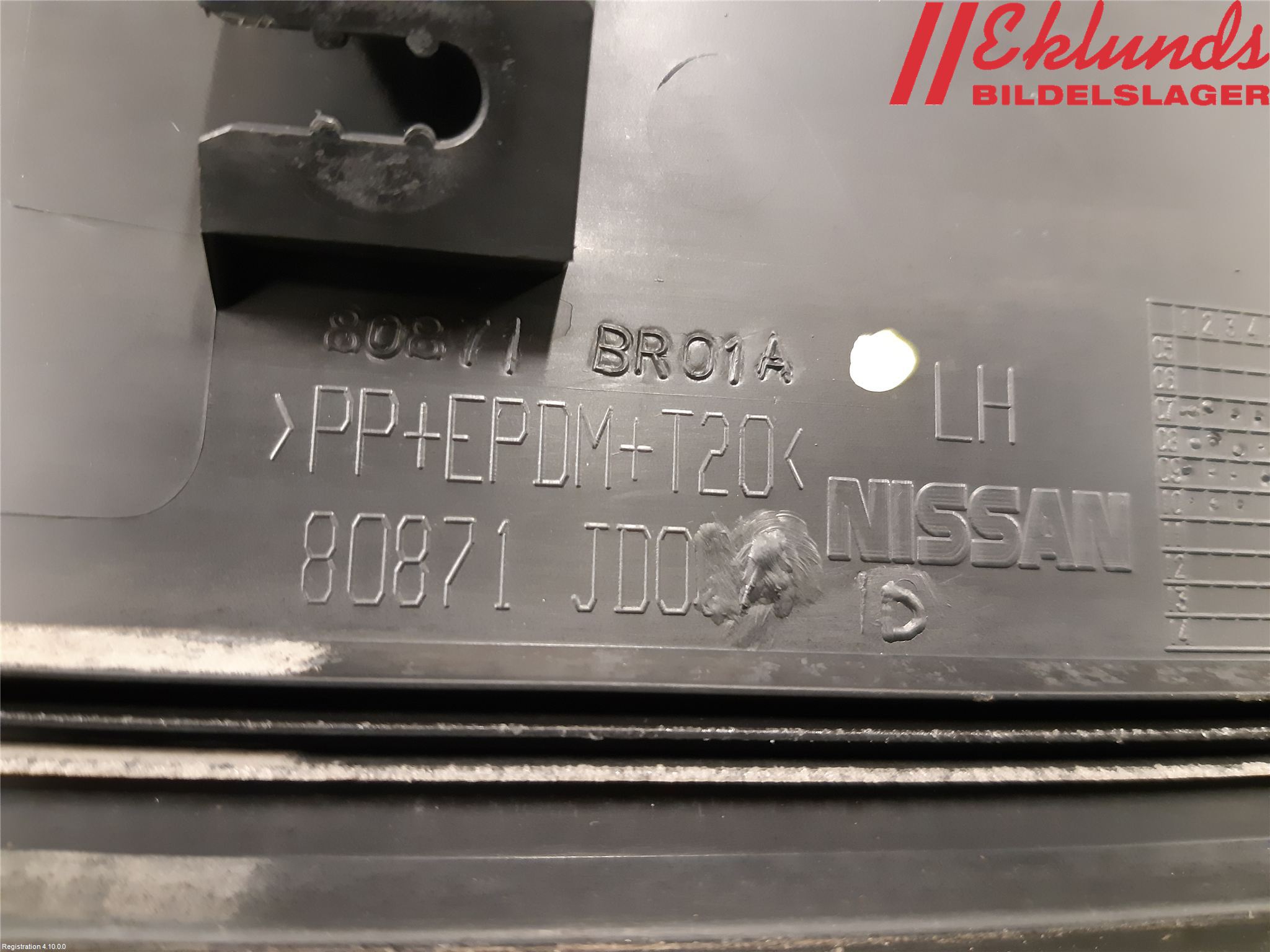 Nissan QASHQAI   07-10 Dörr Dekorlist Fram Vä