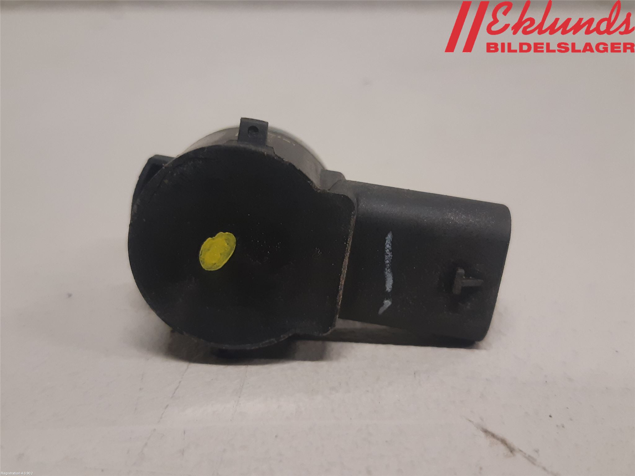 Mercedes-Benz MB E-KLASS (W213) 16-23 Parkeringshjälp Frontsensor