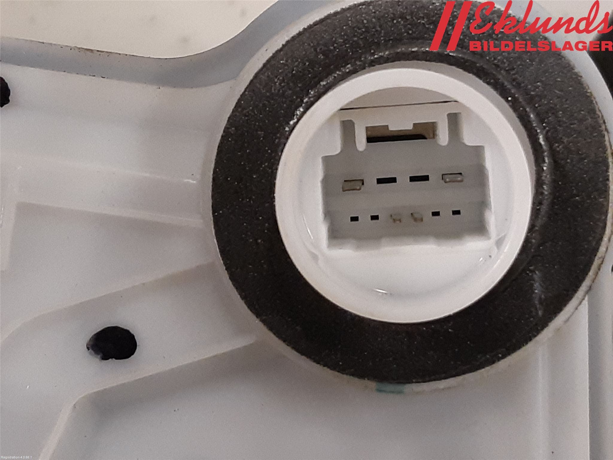 Toyota C-HR 16-23 Låskista-Dörrlås