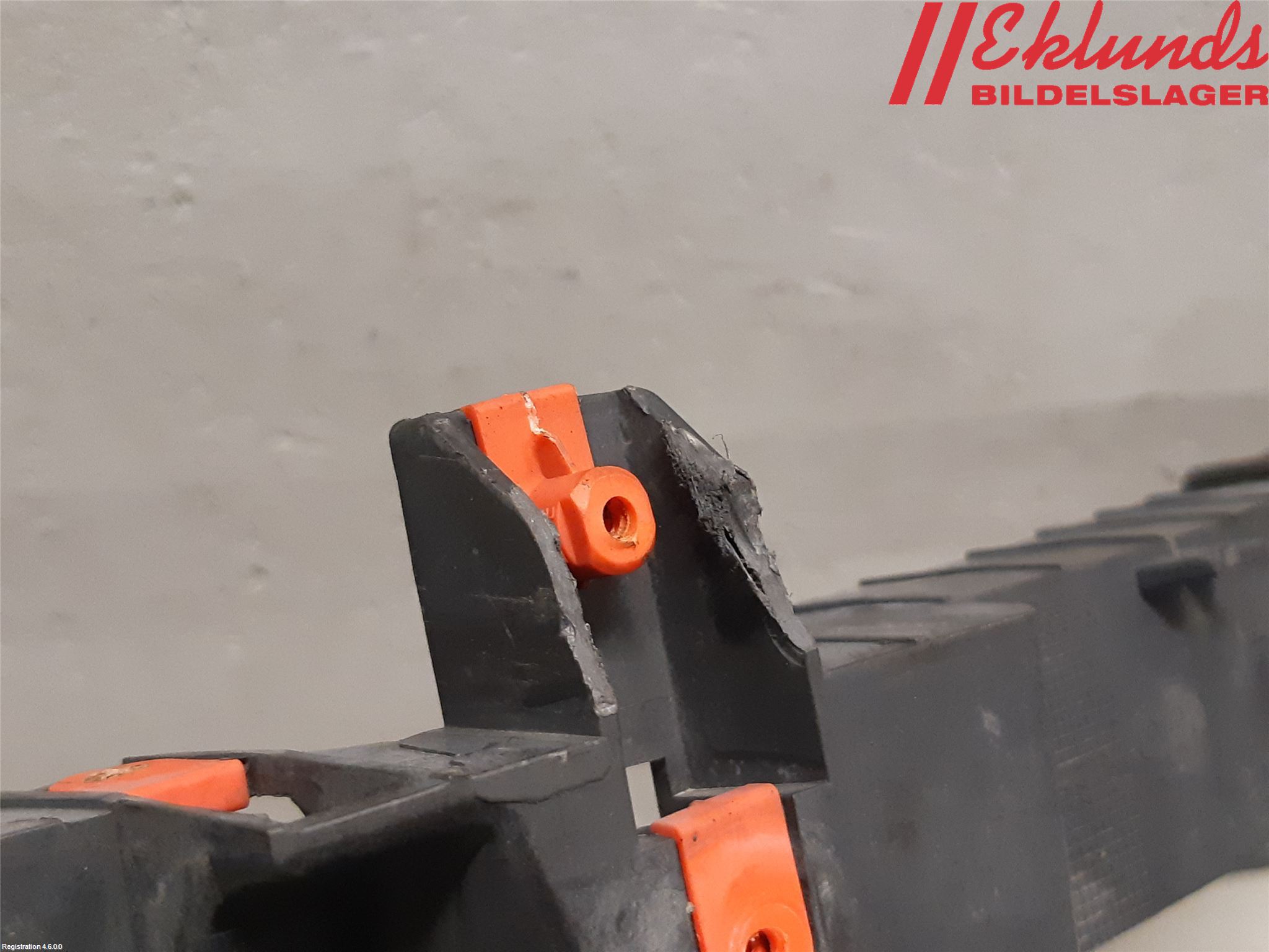 Opel ASTRA J 10-15 Stötfångardel Fram Mitt