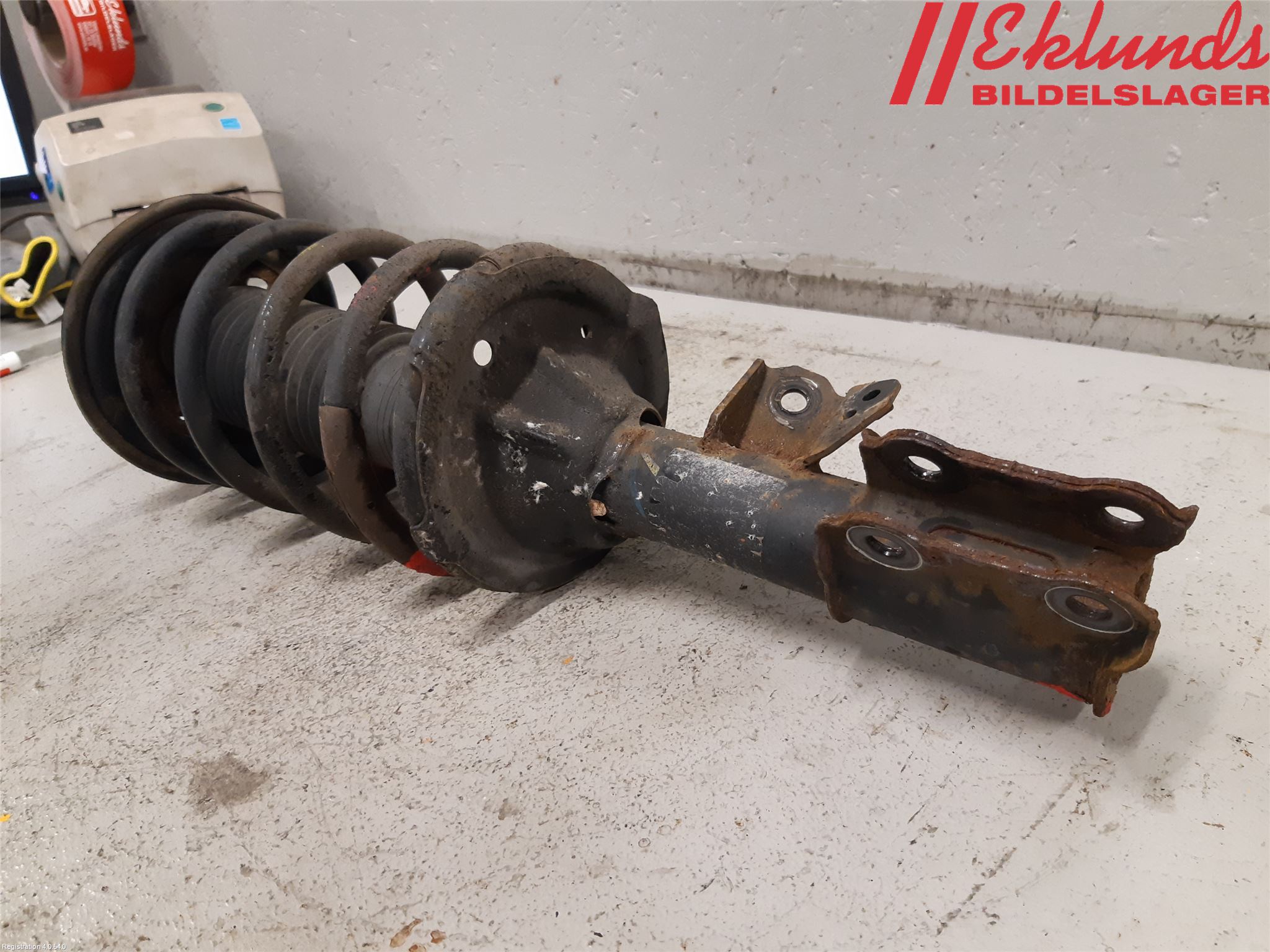 Kia PICANTO    04-11 Fjäderben Fram Vänster