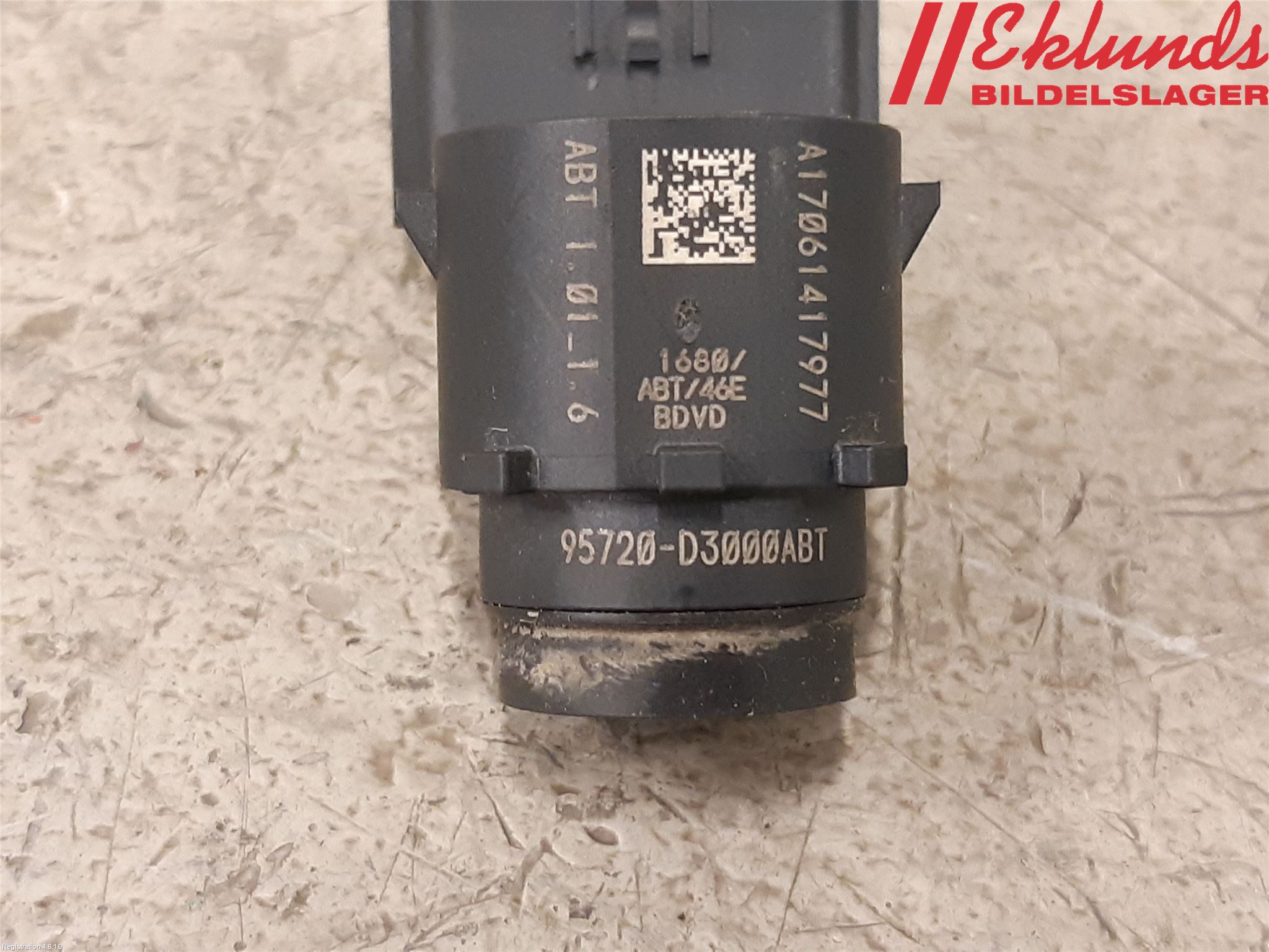 Kia OPTIMA 16-20 Parkeringshjälp Frontsensor