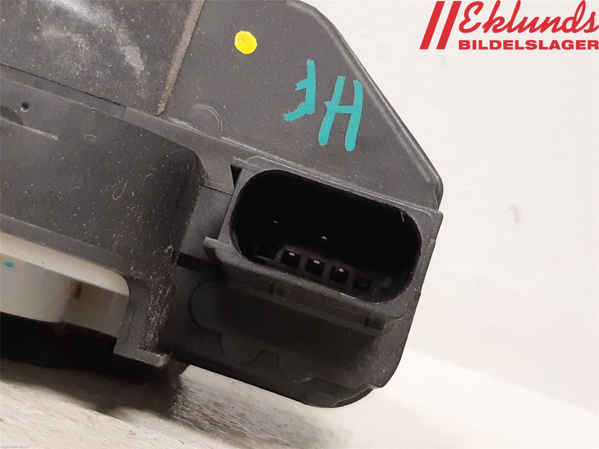 Opel ASTRA J 10-15 Låskista-Dörrlås