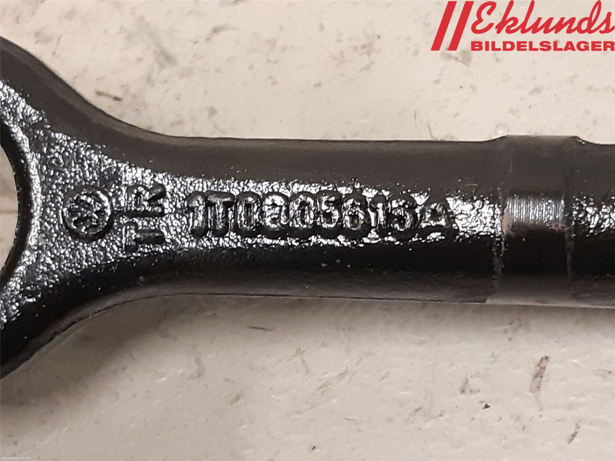 Volkswagen VW TOURAN 10-15 Bogserögla