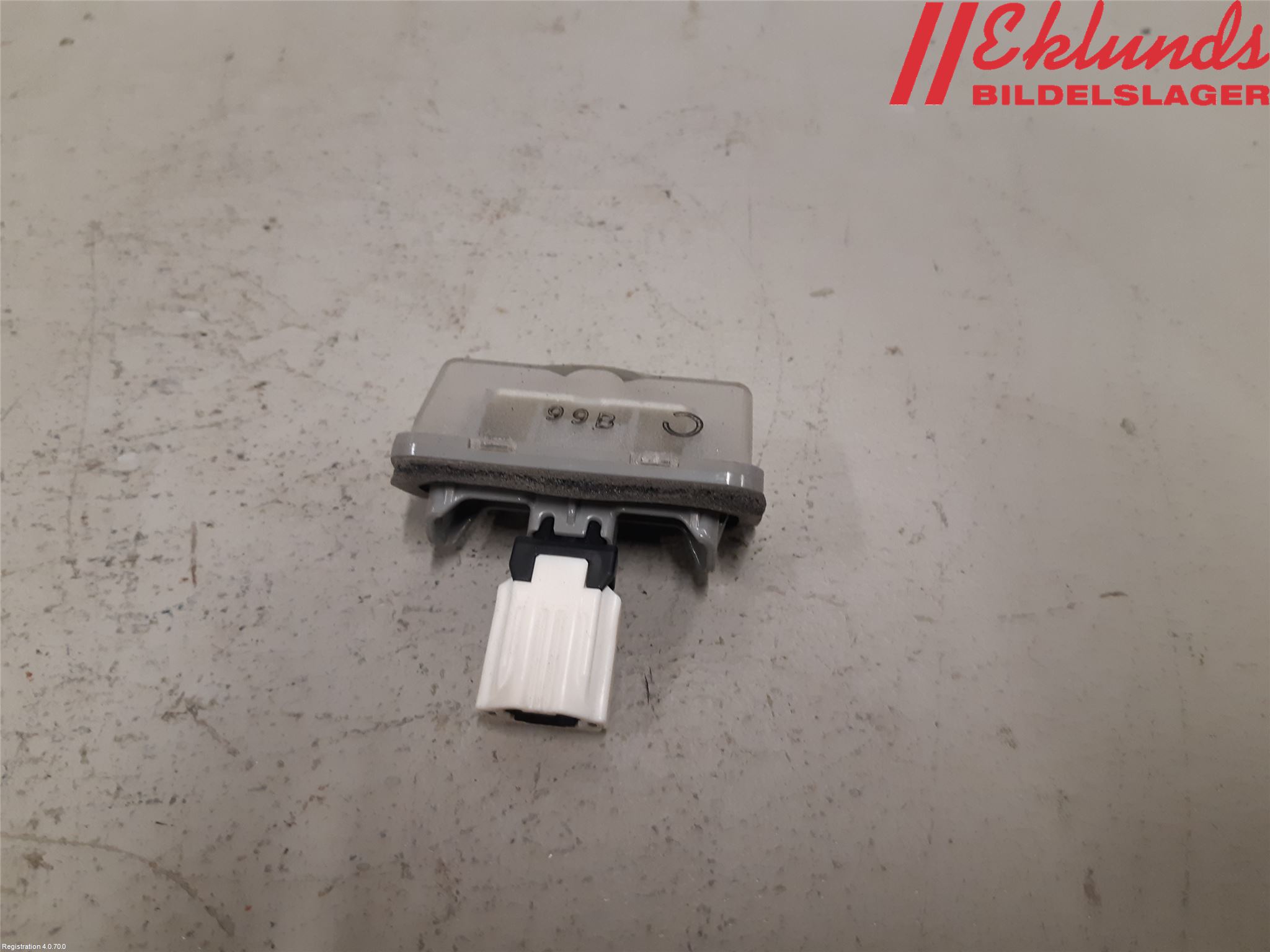 Lexus ES 250/300/330 Skylt Belysning