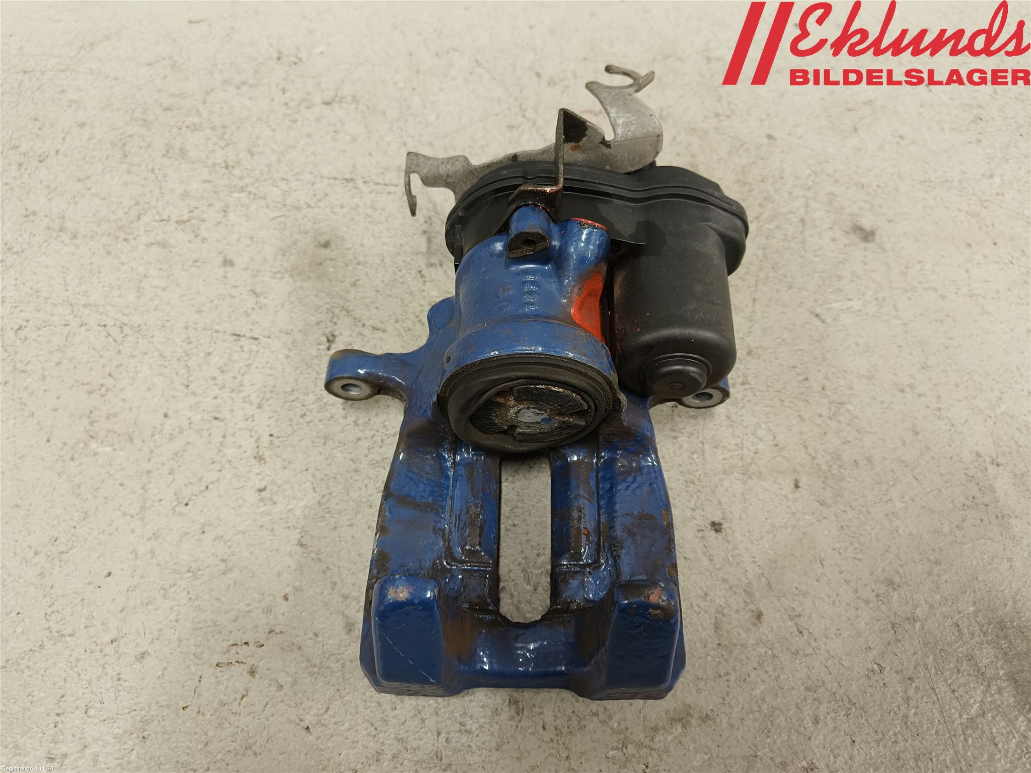 BMW 5 G30/G31/F90 17-23 Bromsok Bak Vänster