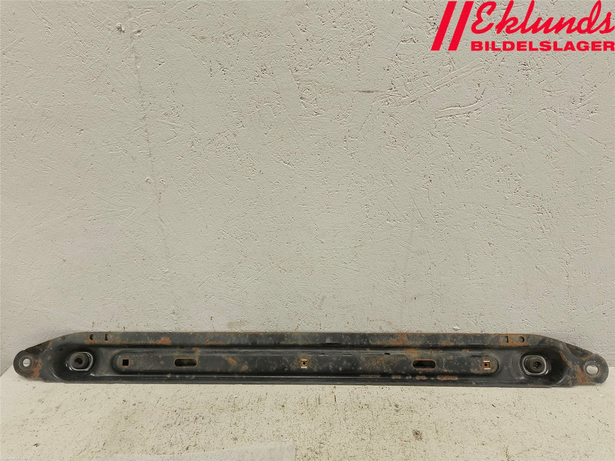 Citroen C4 II 11-18 Kylarfäste-Ram-Balk