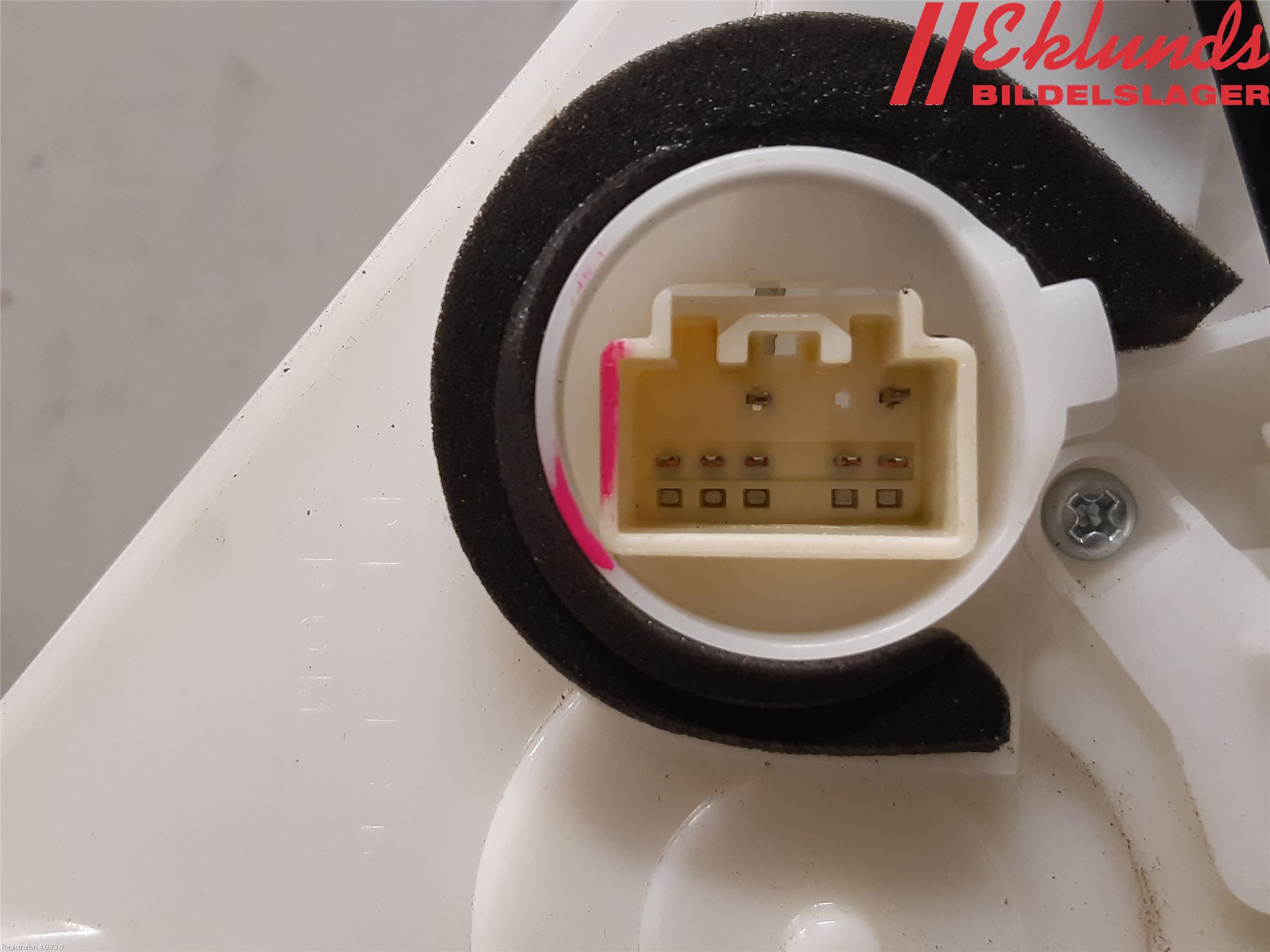 Mazda 2 (DJ) 15-22 Låskista-Dörrlås