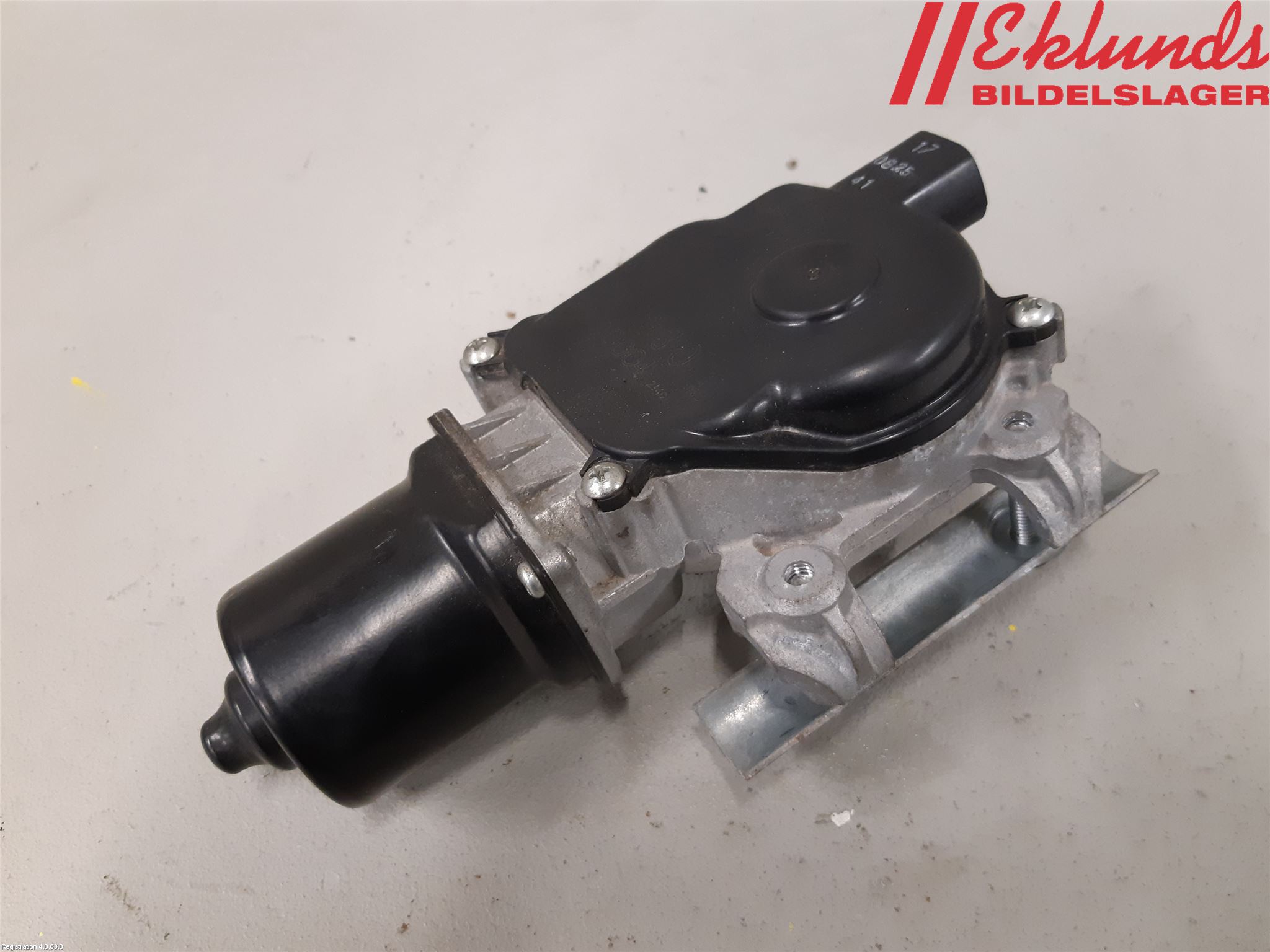 Nissan X-TRAIL 14-21 Torkarmotor Vindruta