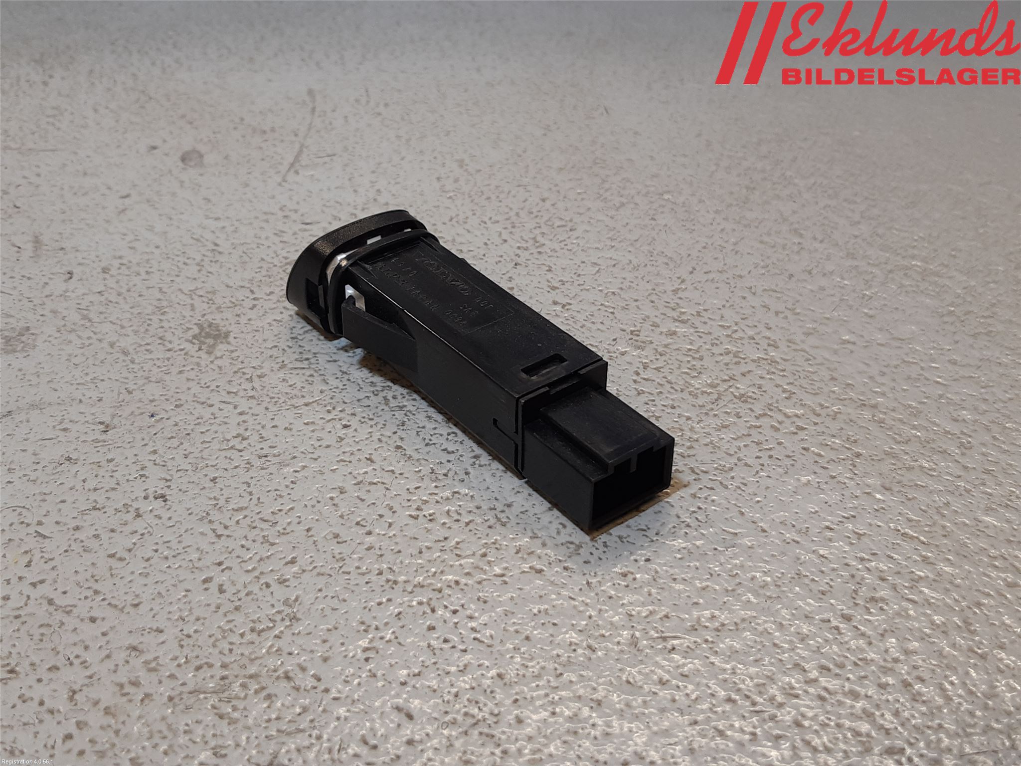 Volvo V40 12-19 Strömställare Varnings