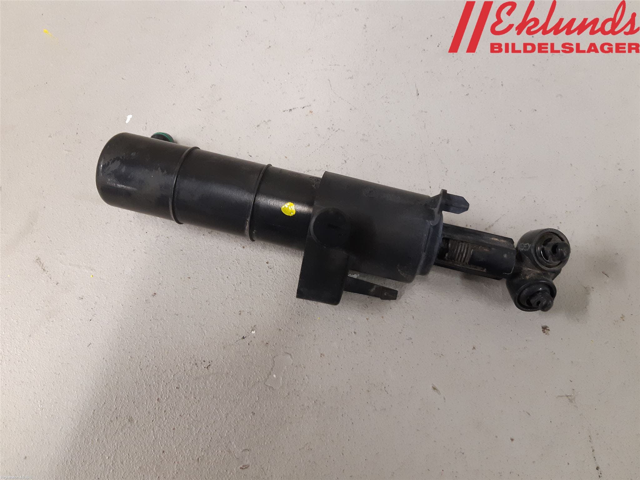 Mercedes-Benz MB C-KLASS (W204) 07-15 Spolarmunstycke Strålkastare