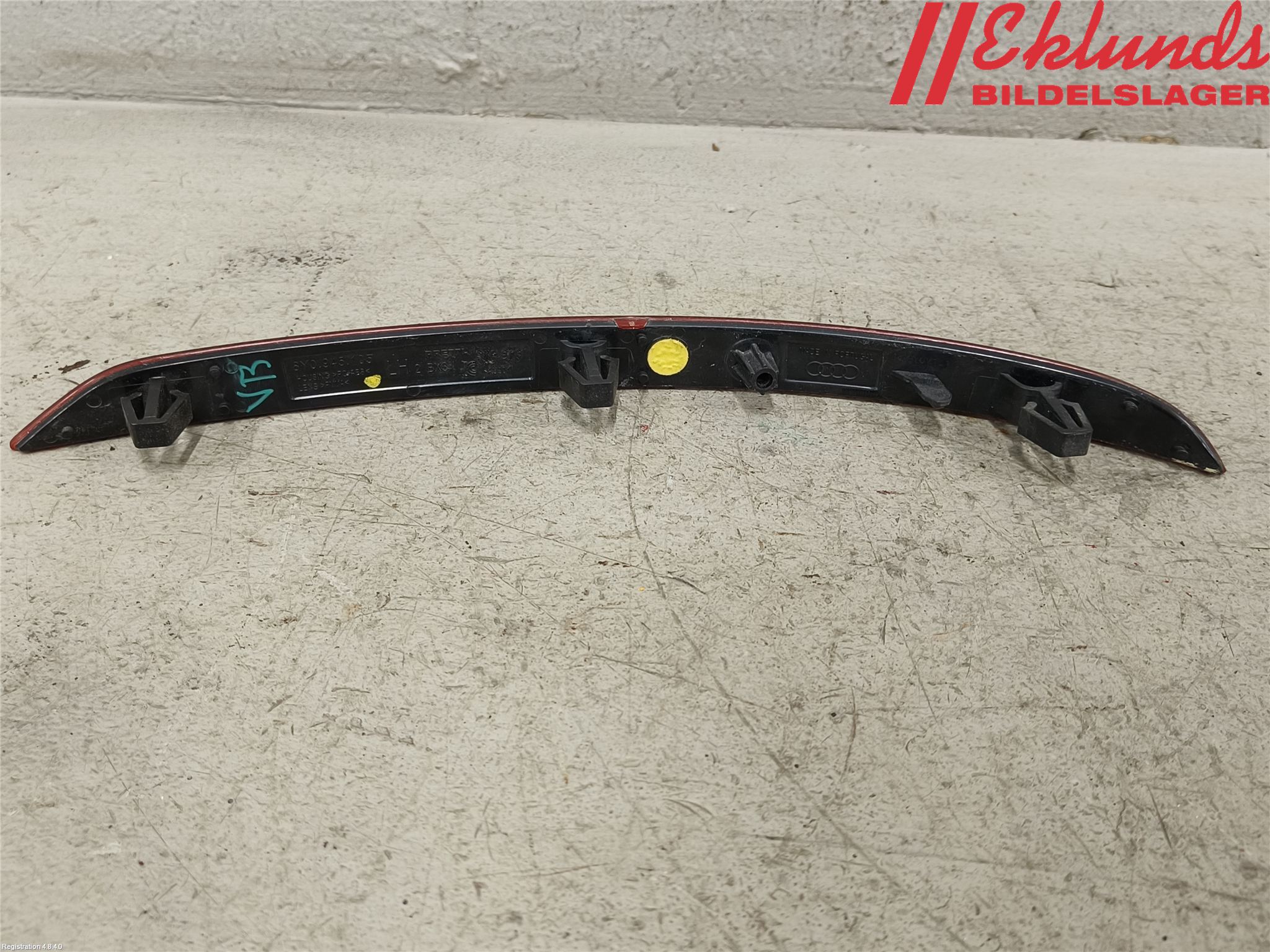 Audi A3/S3 8Y 21- Dimljus/Reflex Bak