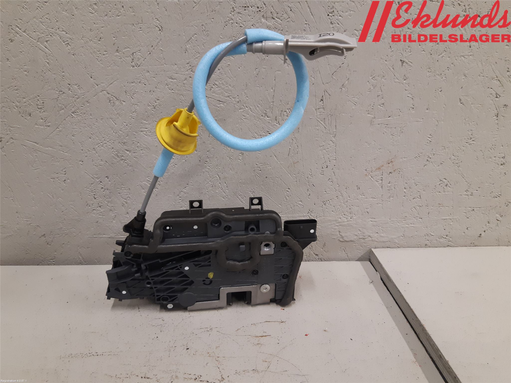 BMW iX I20 22- Låskista-Dörrlås