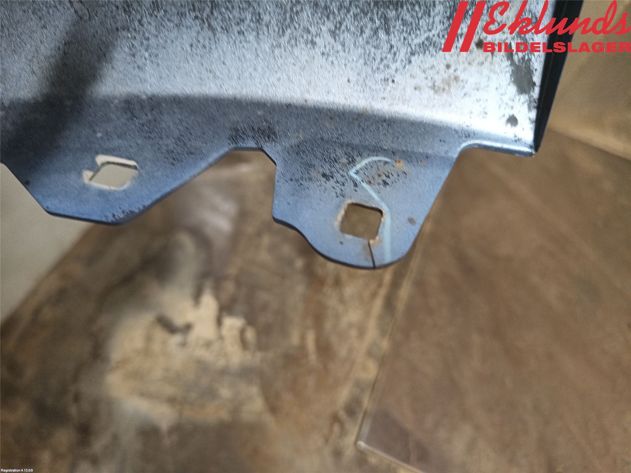 Toyota YARIS XP130 15-20 Stötfångarbeklädnad Fram