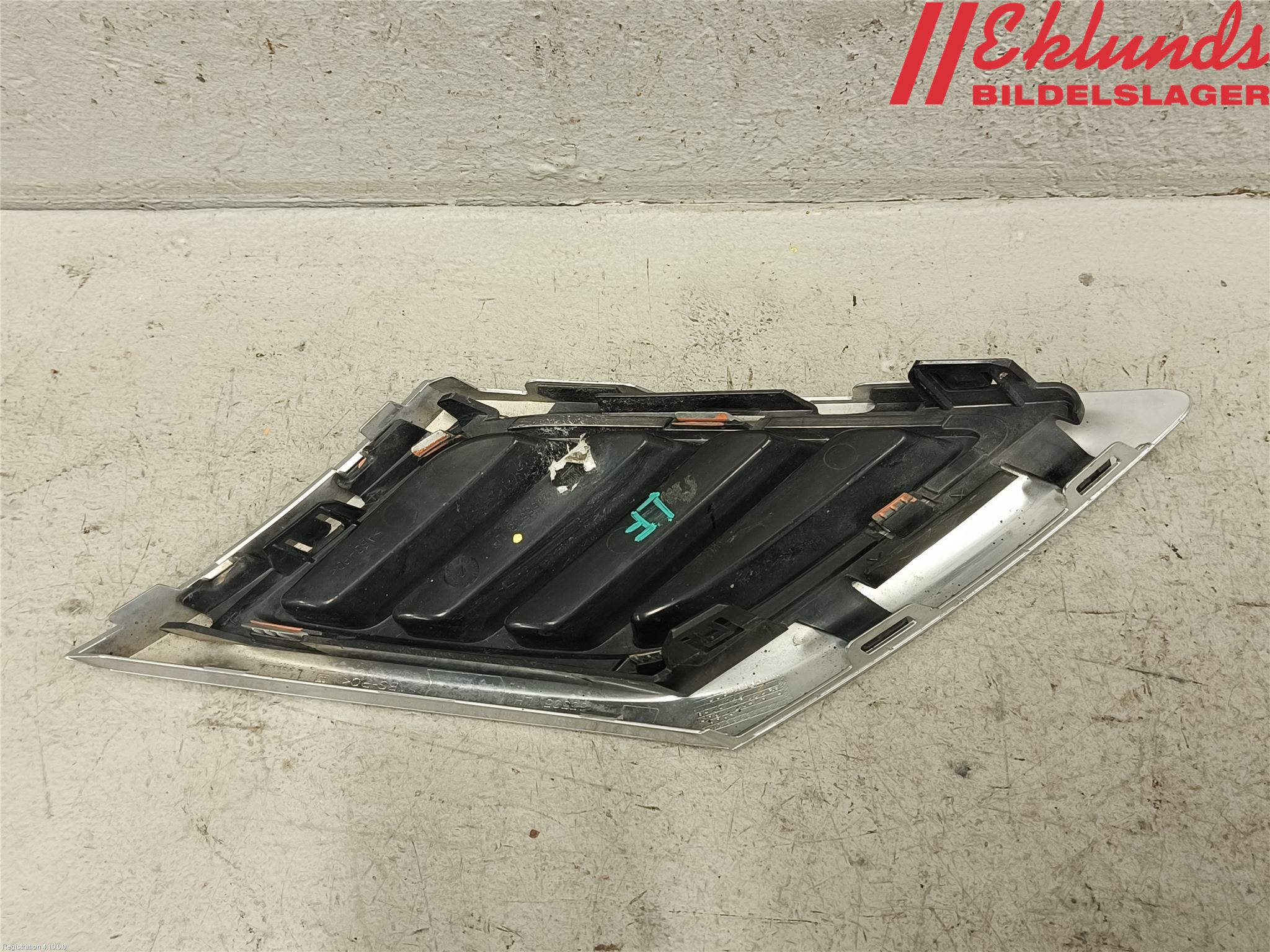Saab 9-3 VER2/VER3 08-15 Grilldel Vänster