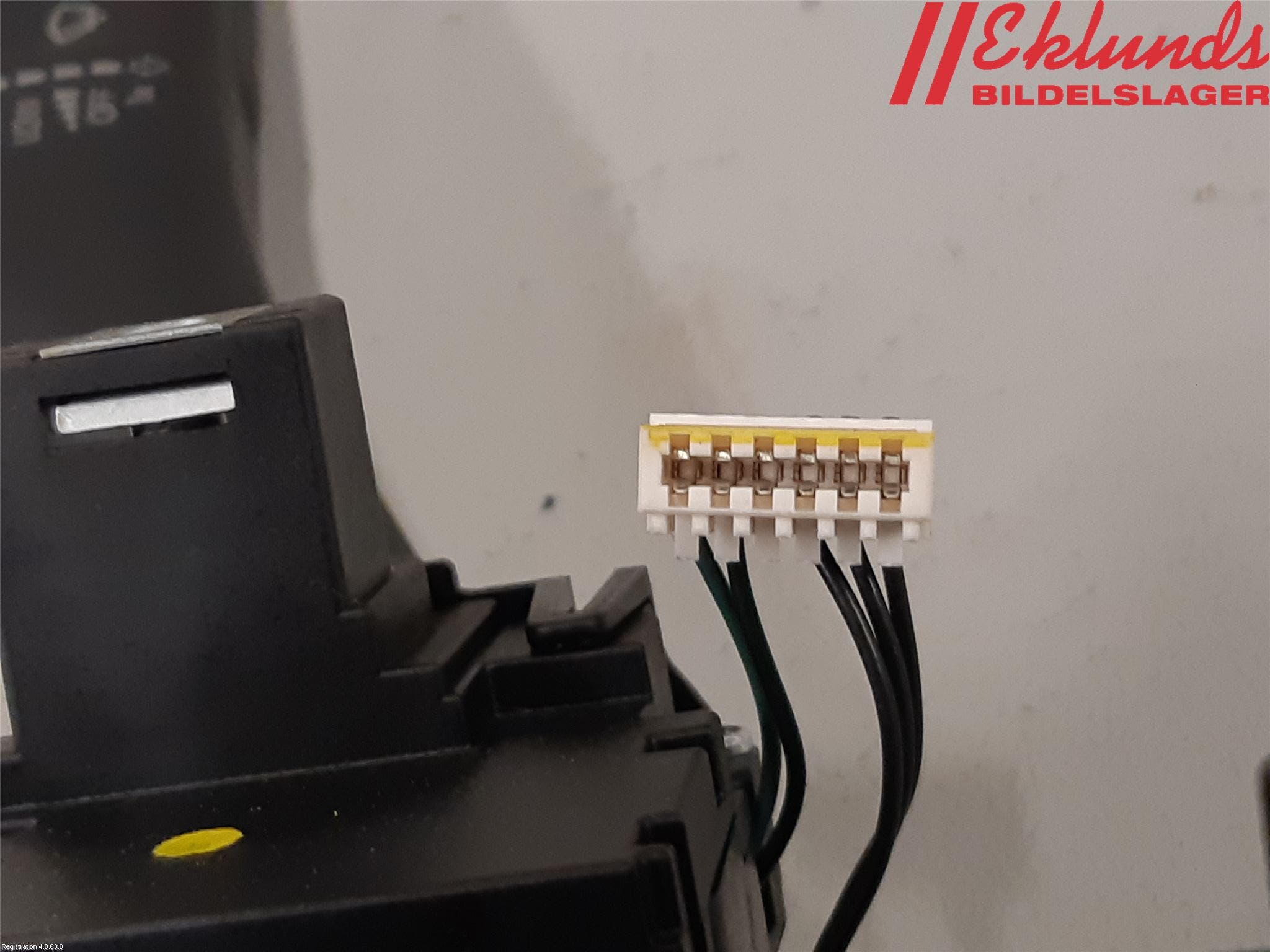 Volkswagen VW GOLF VI 09-13 Spakcentral