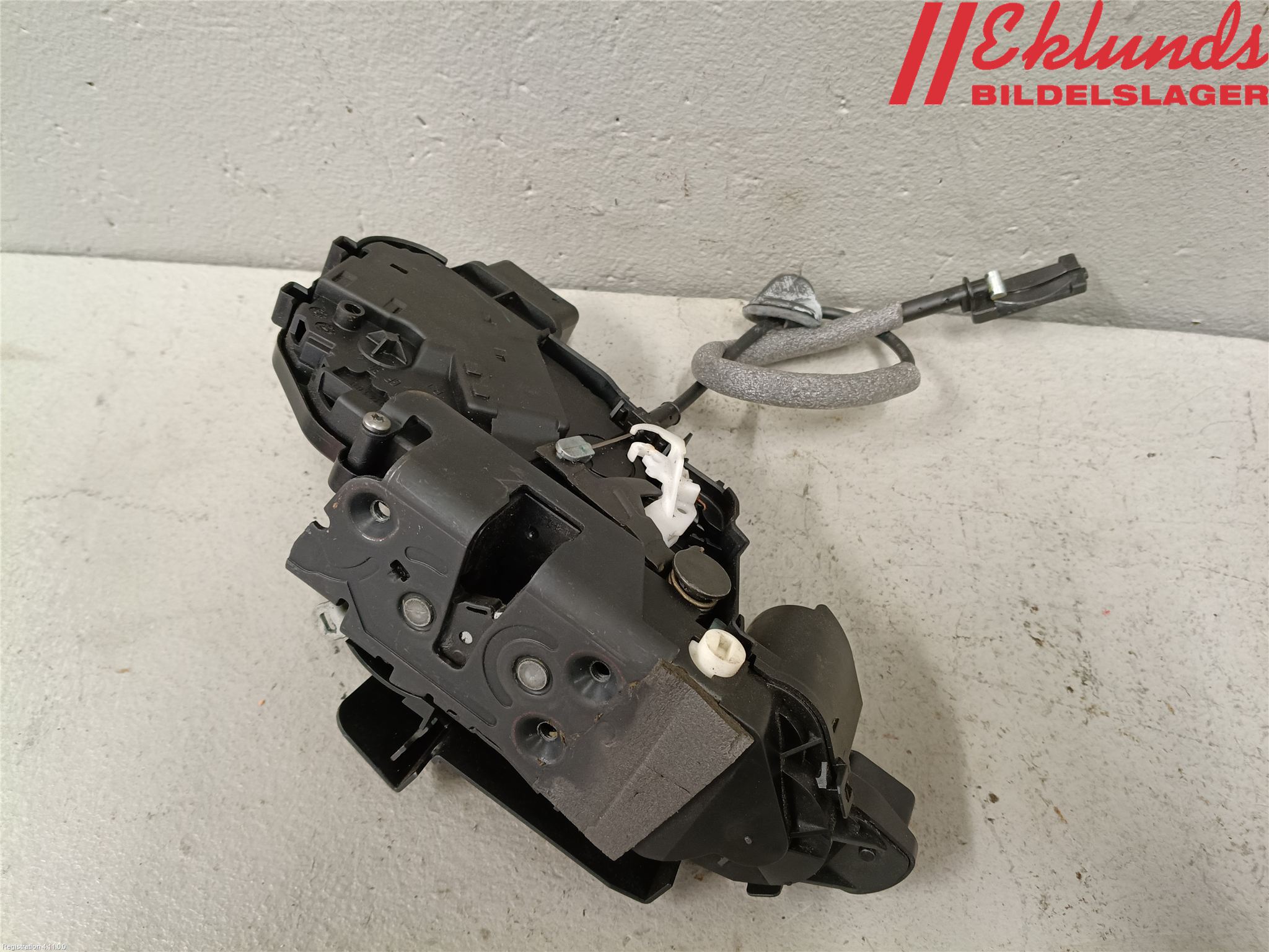 Volvo V70 08-13 Låskista-Dörrlås