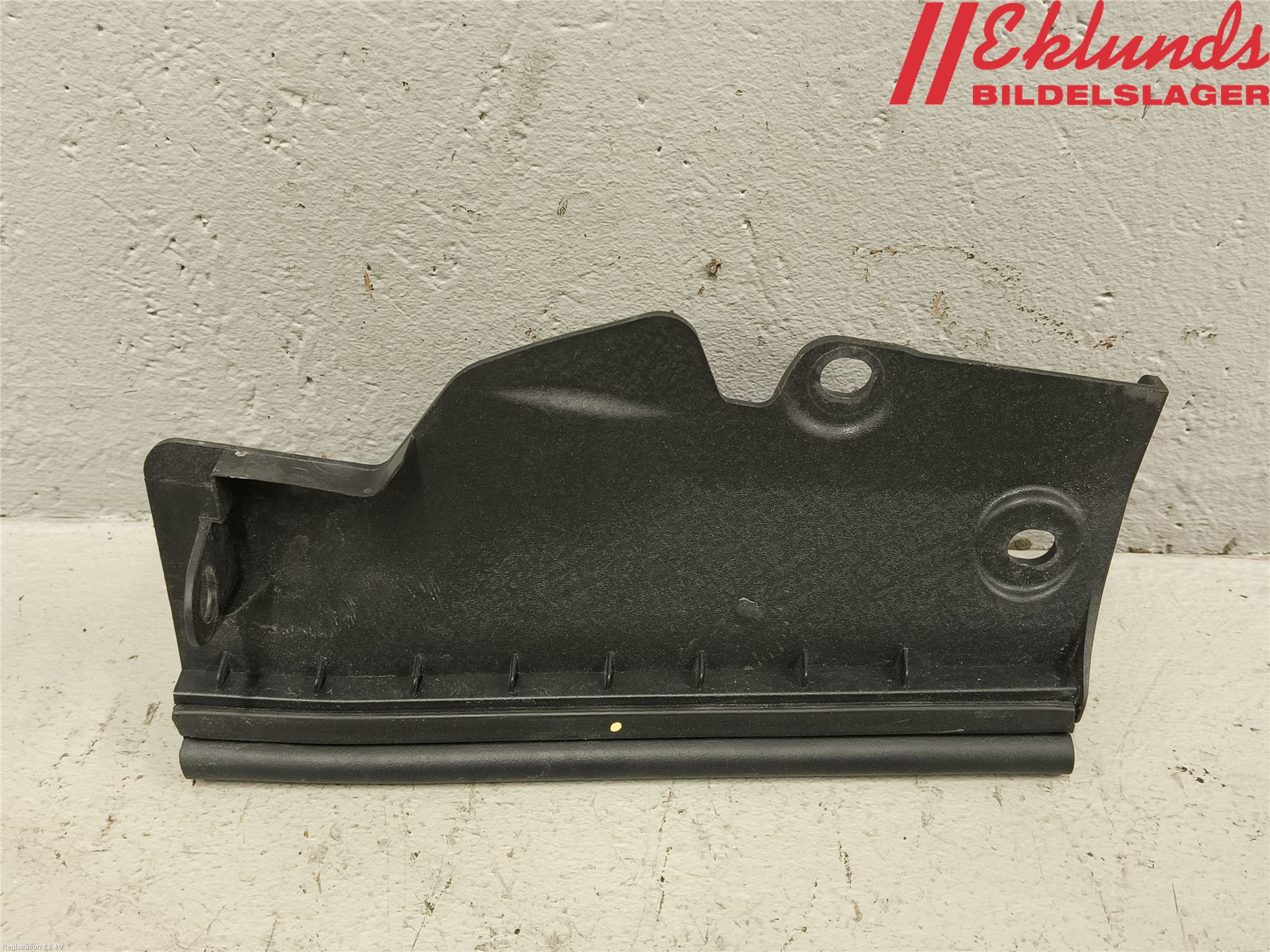 Hyundai SANTA FE 13-18 Torpedplåt-Torpedplast