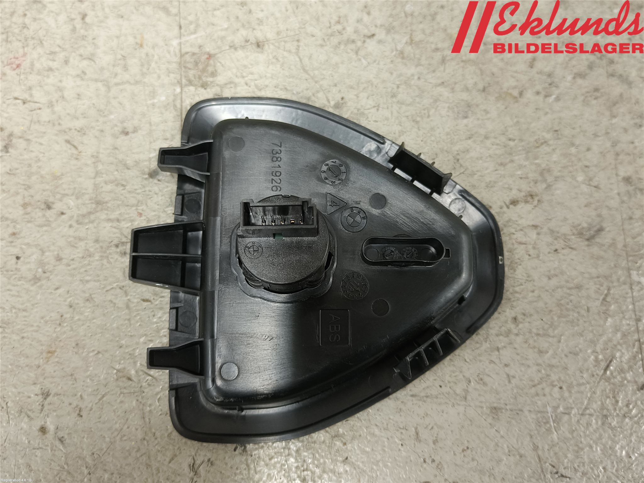 BMW 5 G30/G31/F90 17-23 Strömställare Dragkrok
