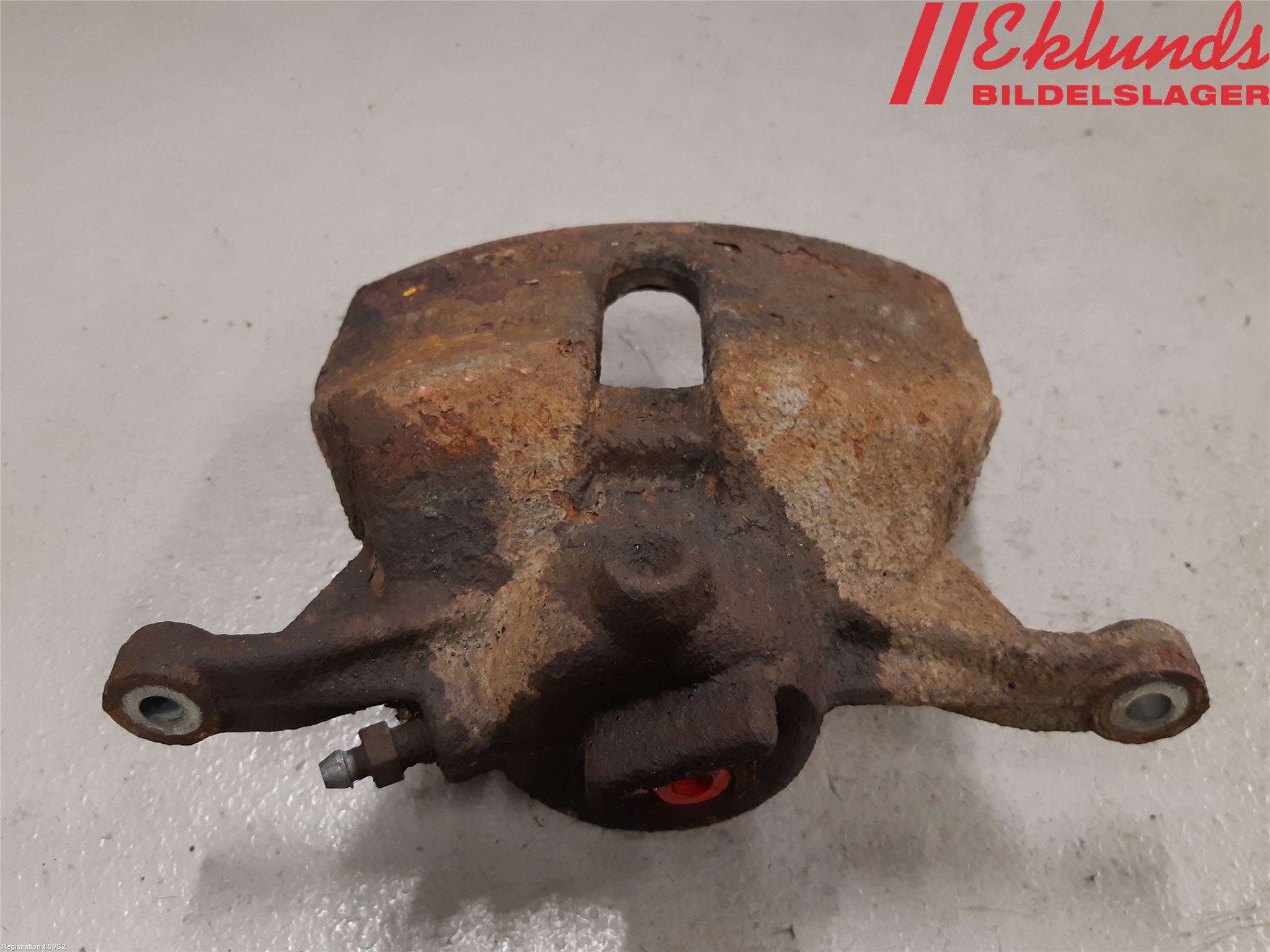 Volkswagen VW PASSAT 15-19 Bromsok Fram Vänster