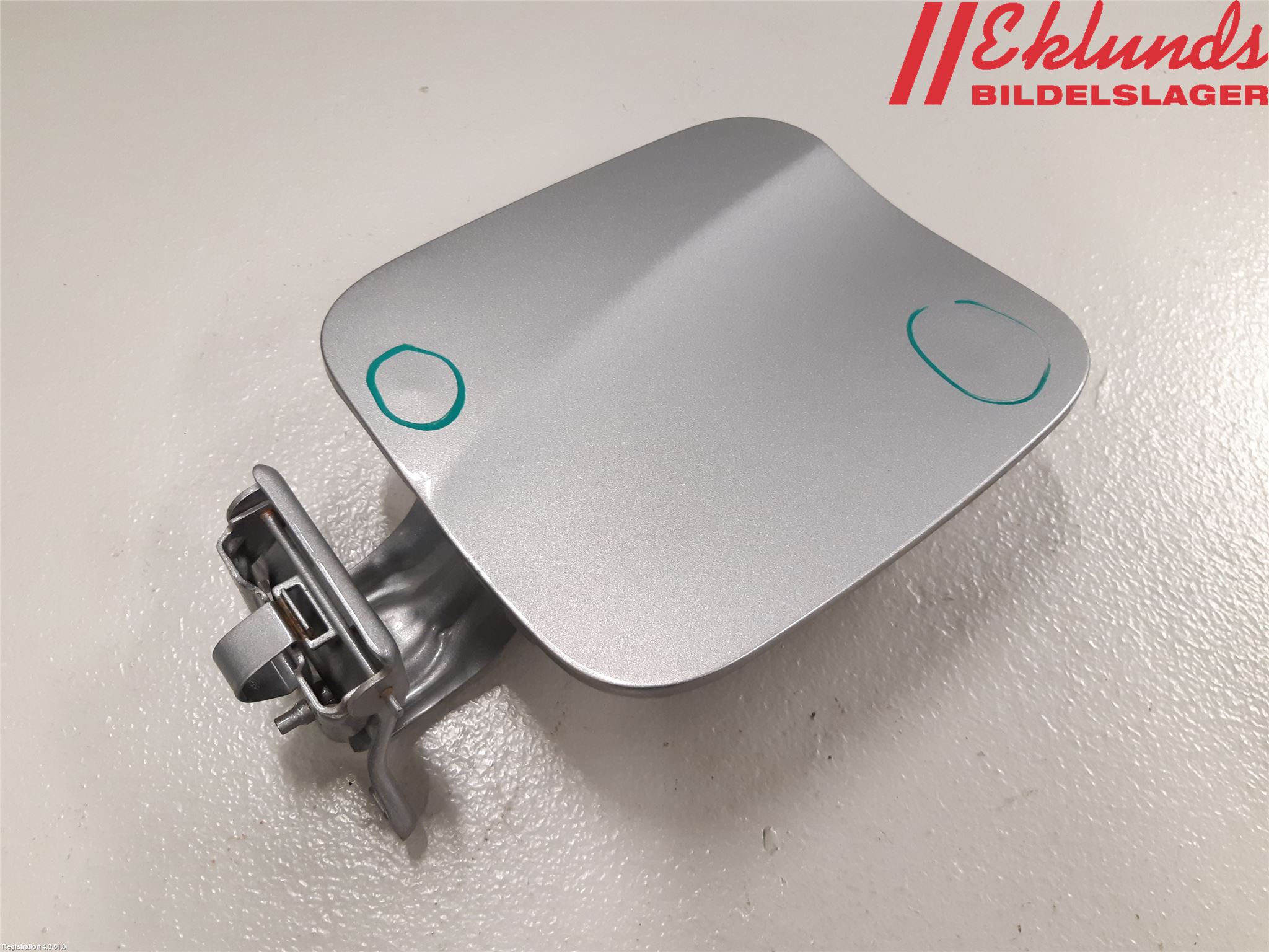 Hyundai H-1/STAREX 08-21 Tanklucka