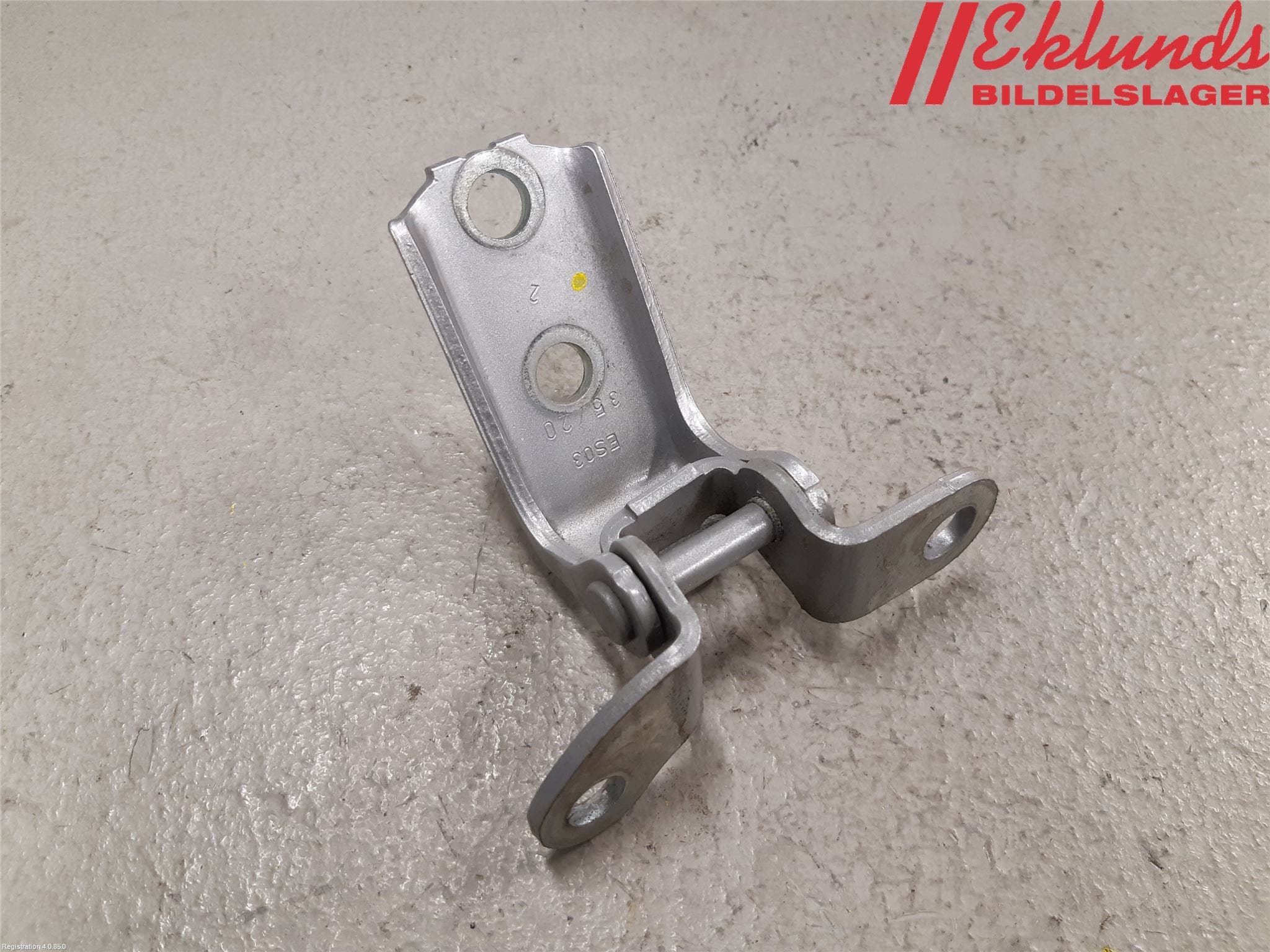 Toyota YARIS XP21 20- Dörrgångjärn