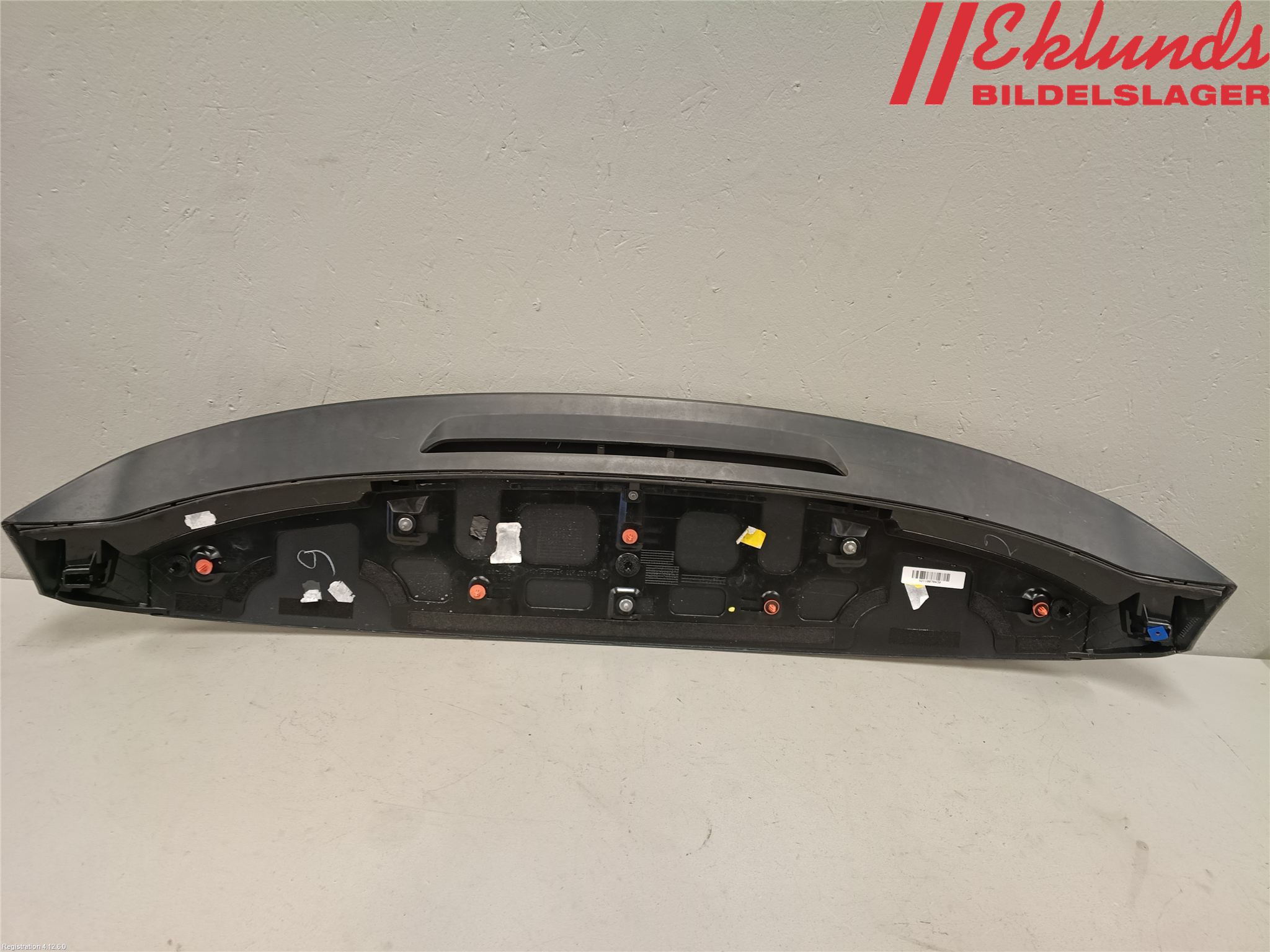 Volkswagen VW T-ROC 18- Spoiler Baklucka