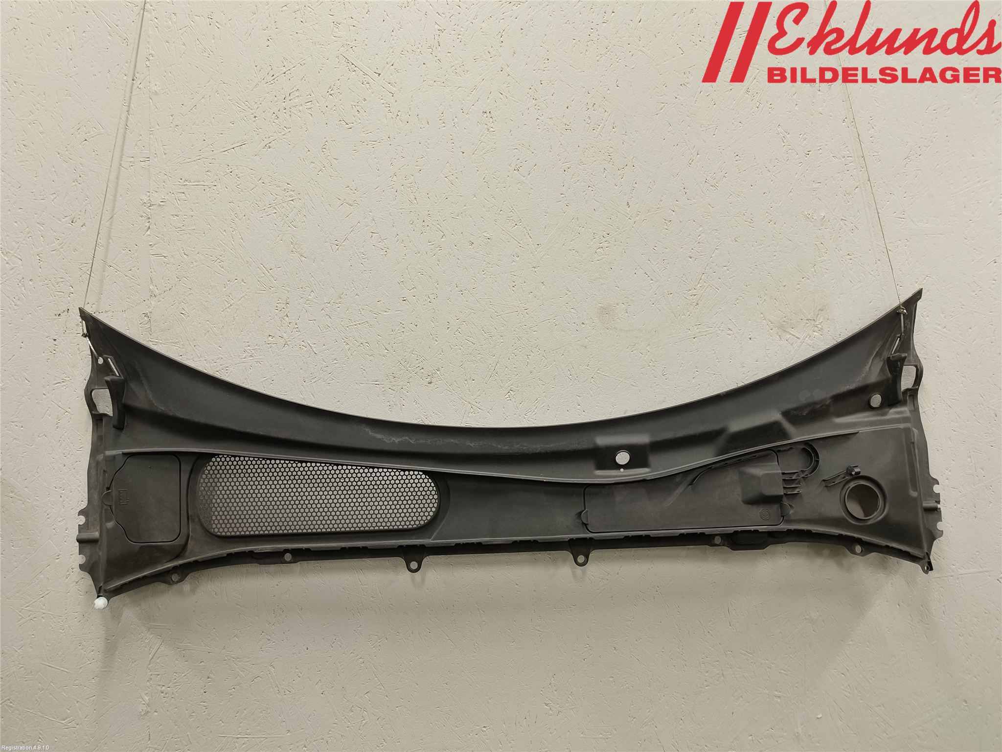 Volvo V60 19- Torpedplåt-Torpedplast