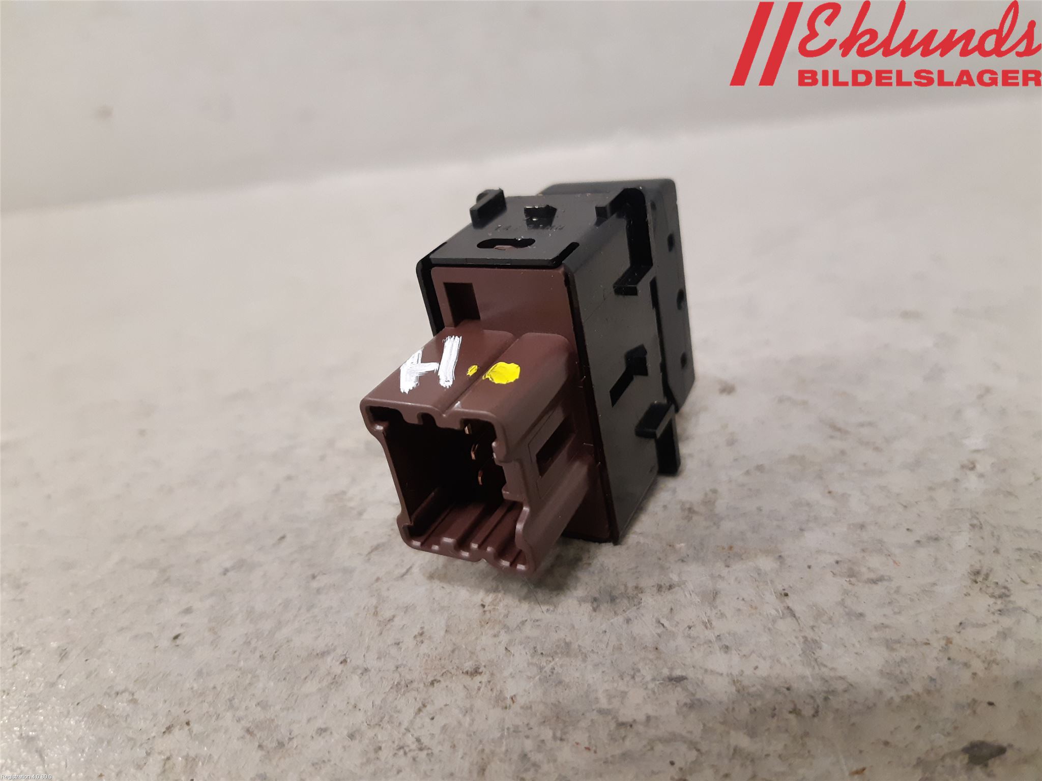 Nissan JUKE 14-19 Strömställare Stolvärme