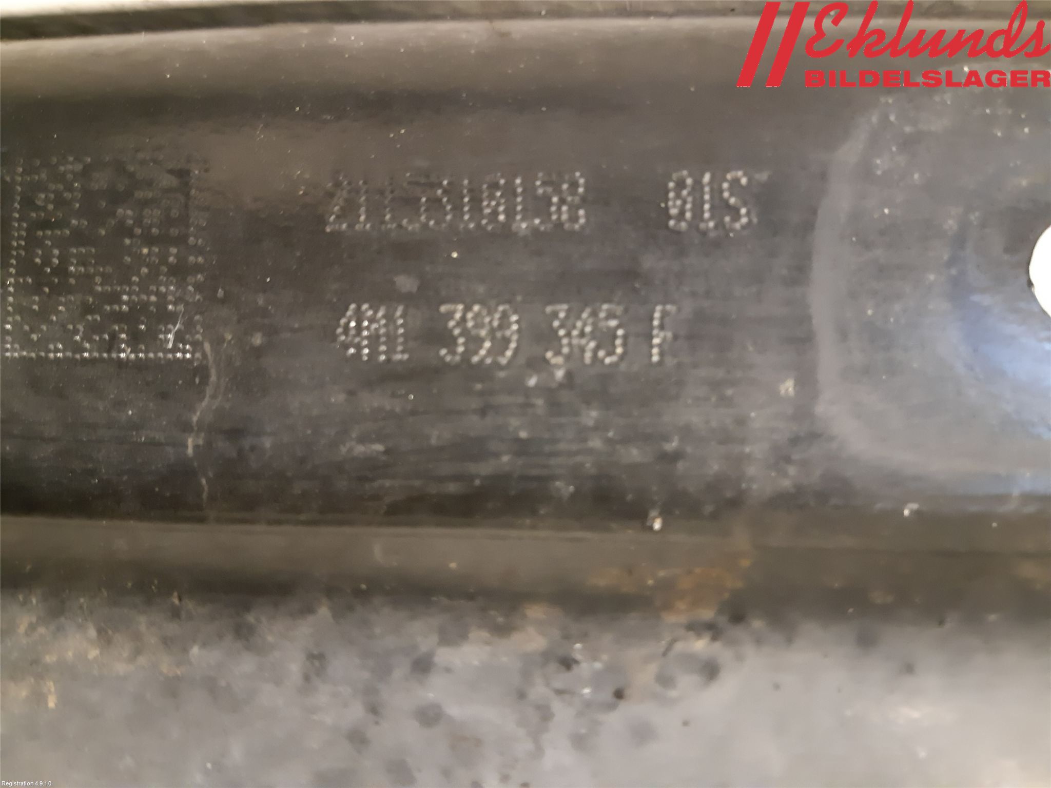 Audi Q7/SQ7 Hasplåt Plåt-Plast