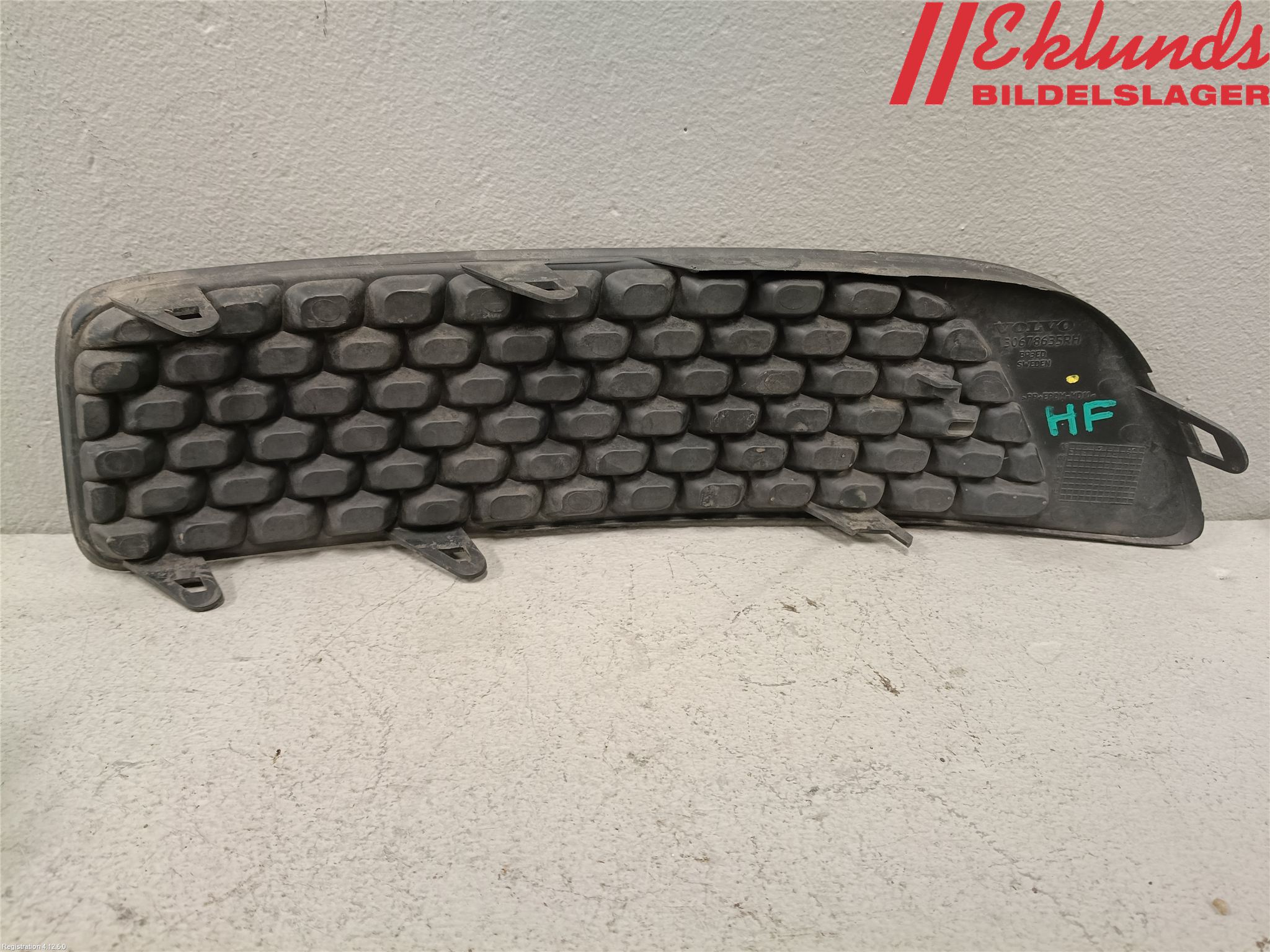 Volvo V70 08-13 Grilldel Höger