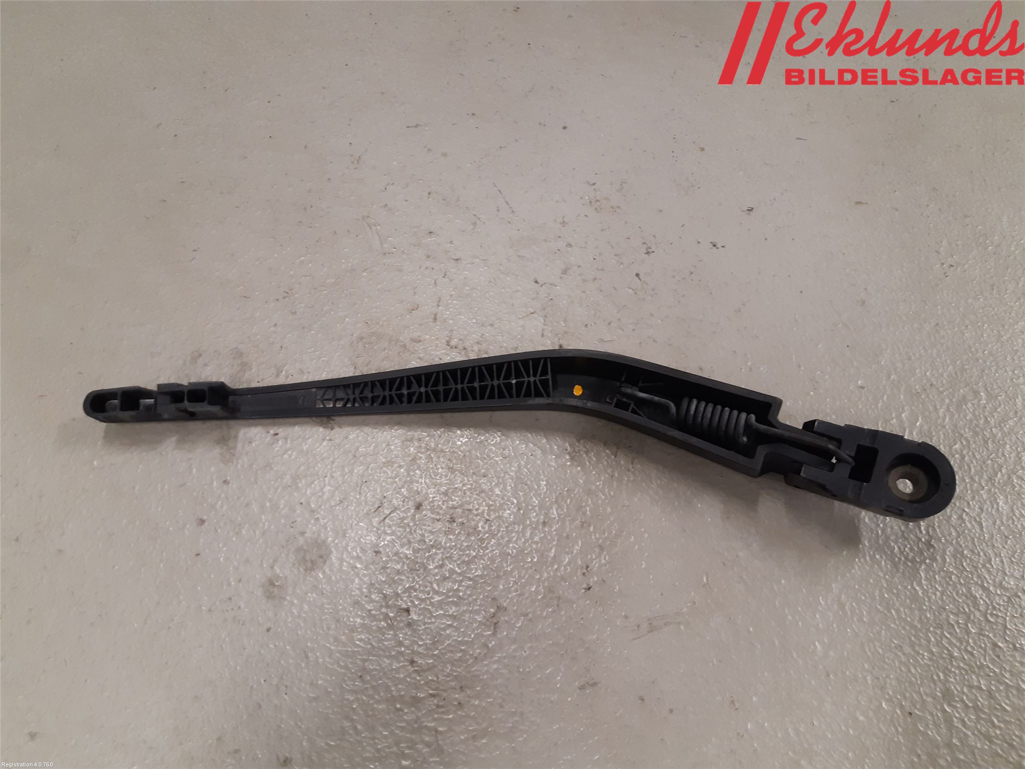 BMW 1 F20/F21 11-19 Torkararm-Bakruta