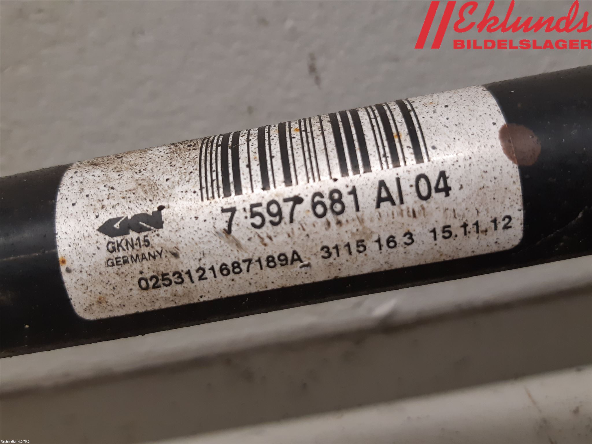 BMW 1 F20/F21 11-19 Drivaxel Bak Vänster