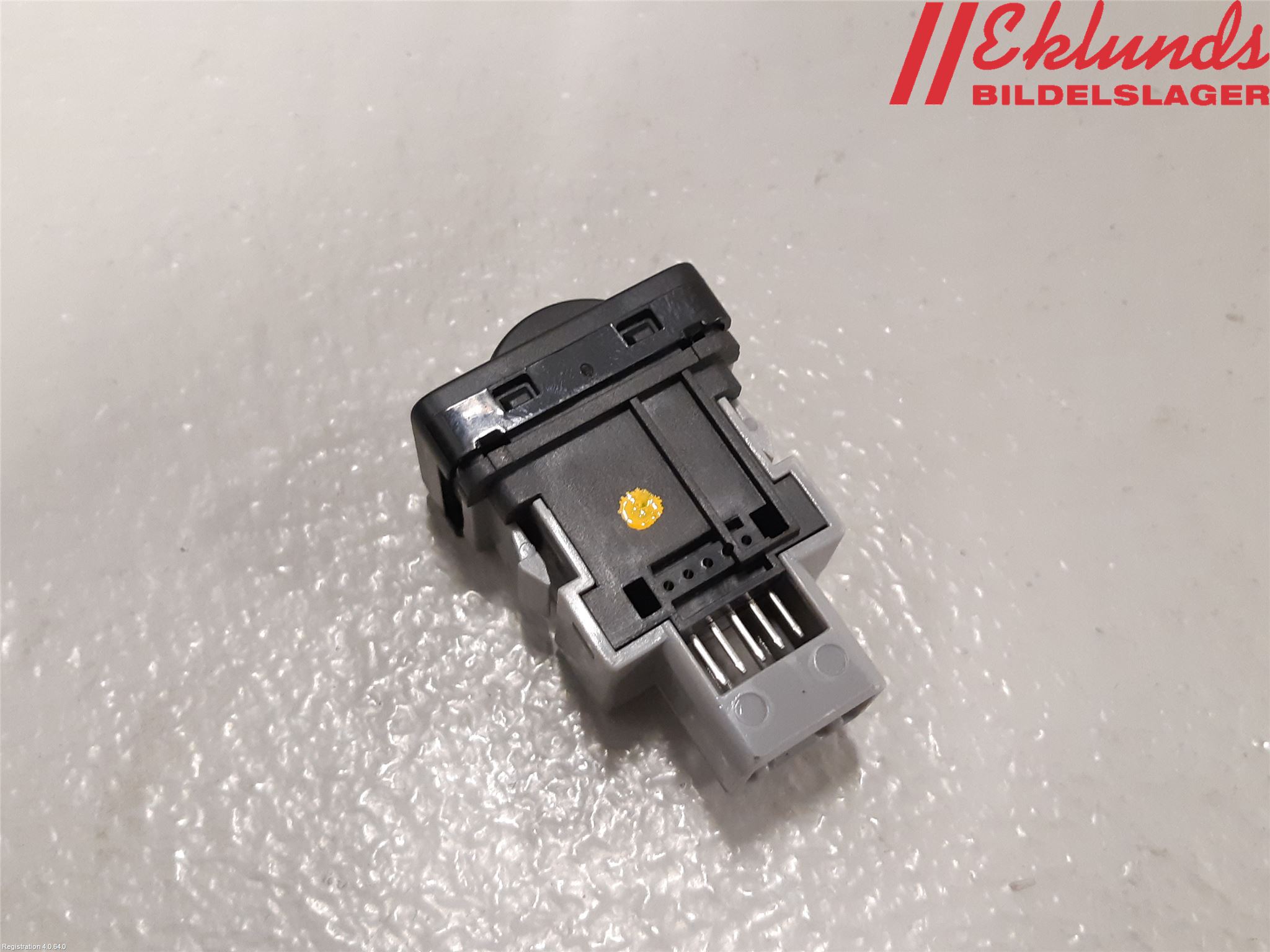 Mitsubishi OUTLANDER 13-21 Str Ljusvidd Reglering