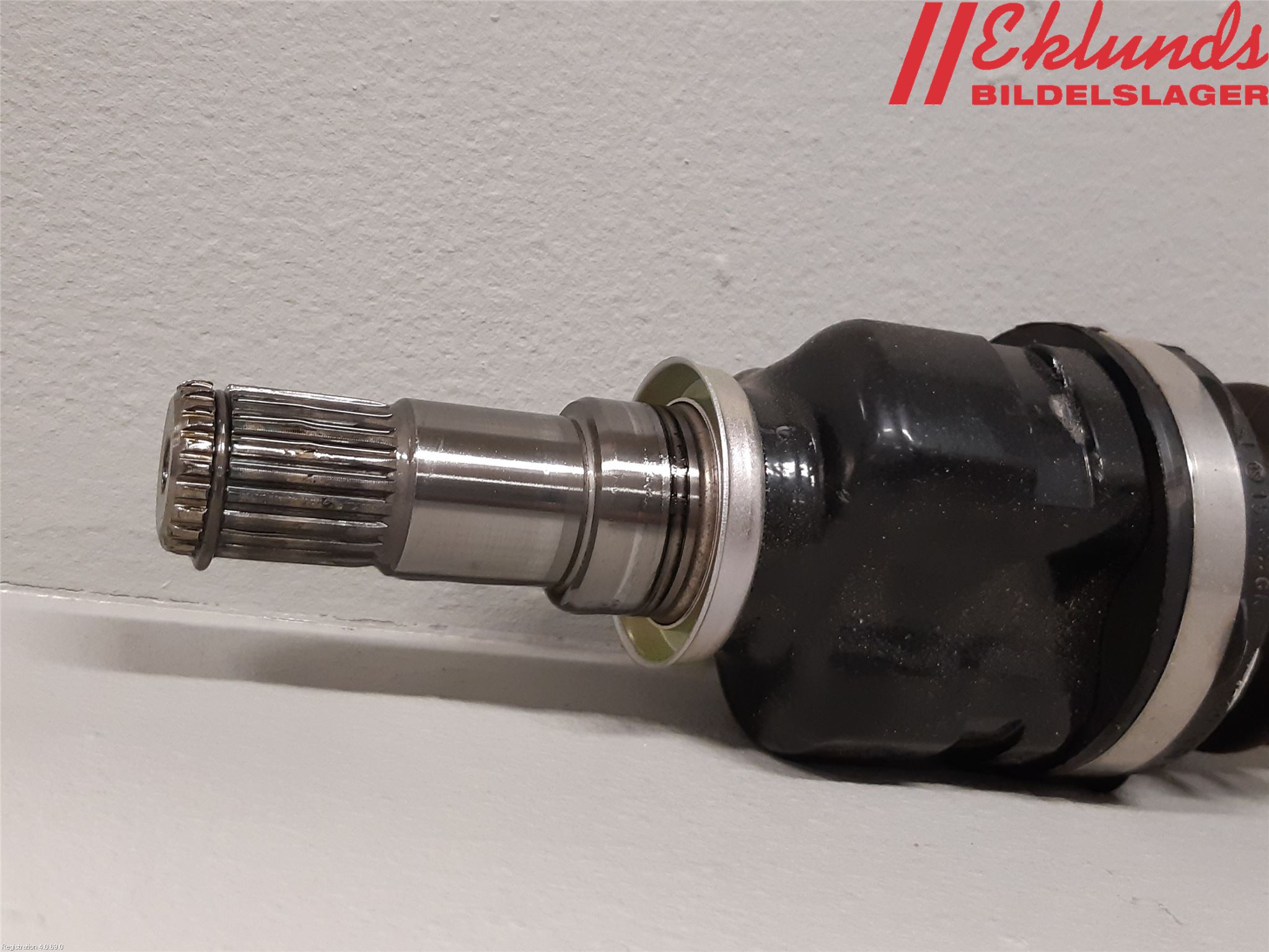 Toyota YARIS XP130 15-20 Drivaxel Fram Höger