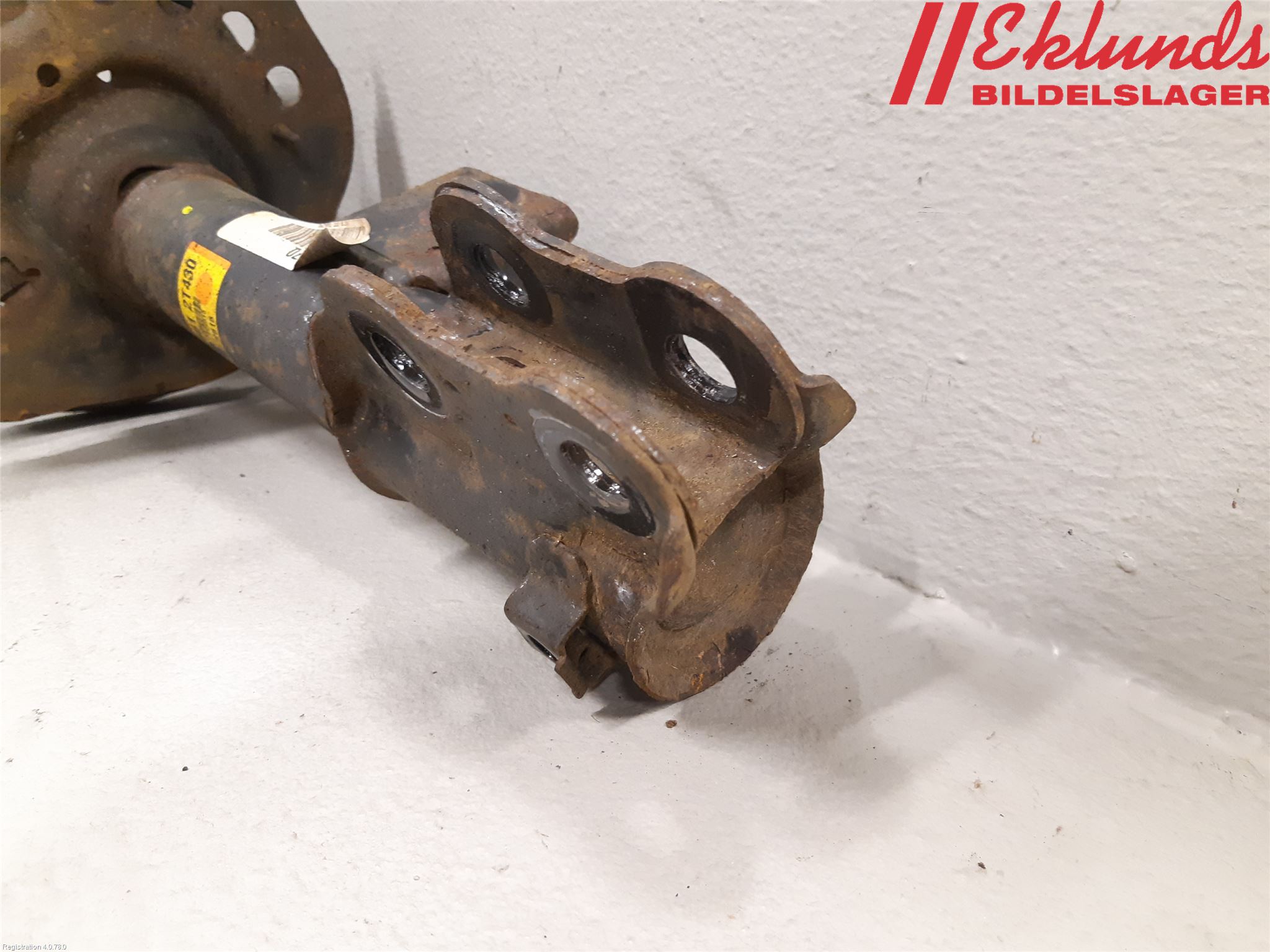 Kia OPTIMA 00-15 Fjäderben Fram Höger