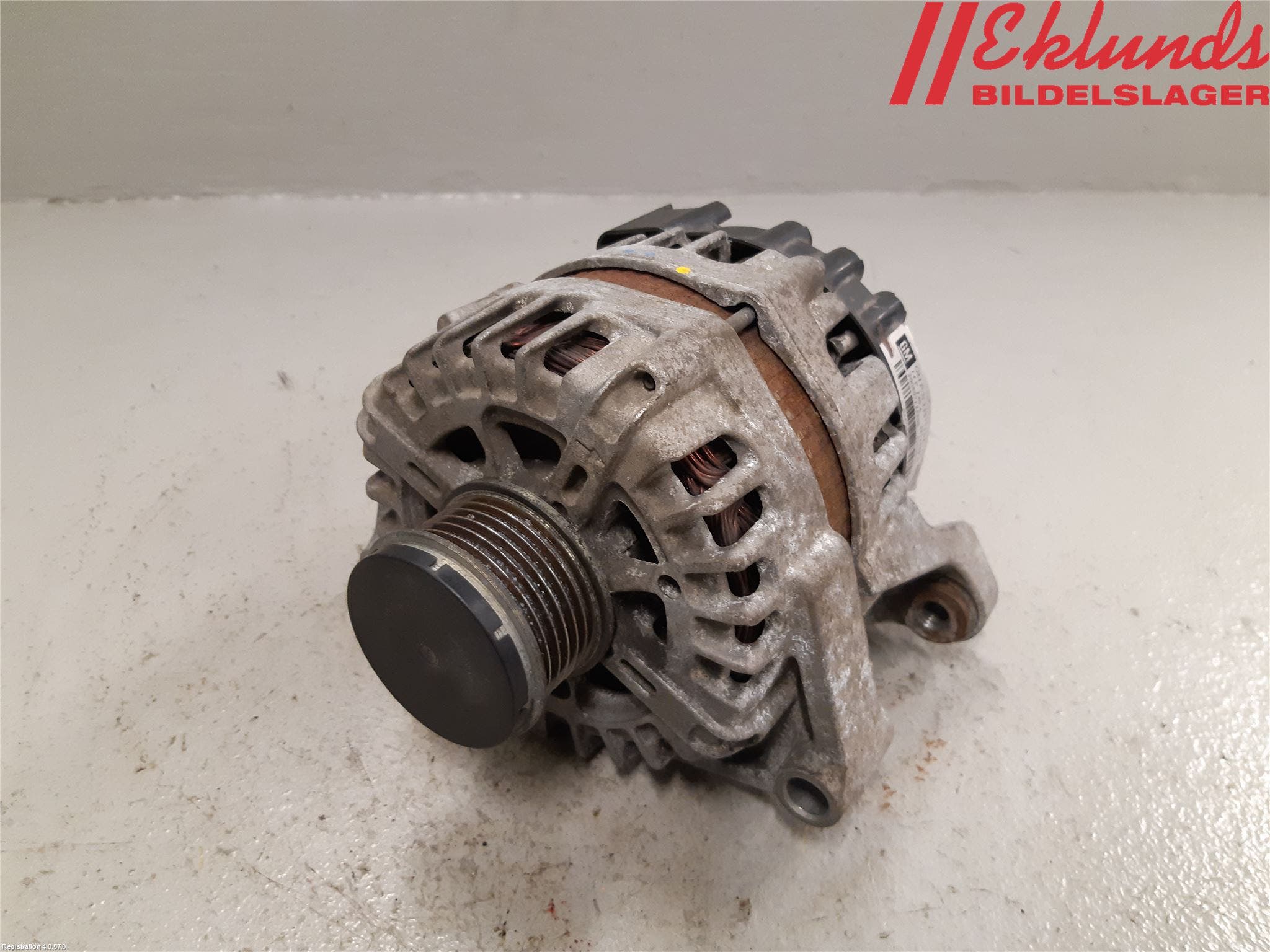 Opel ASTRA J 10-15 Generator