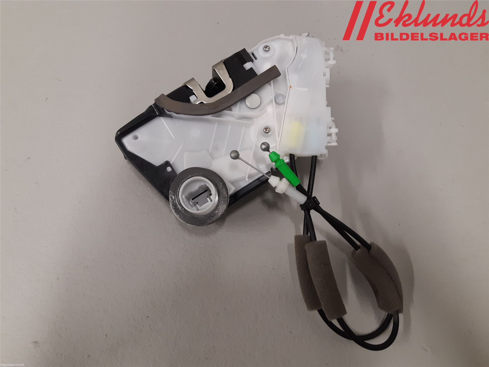 Toyota YARIS XP21 20- Låskista-Dörrlås