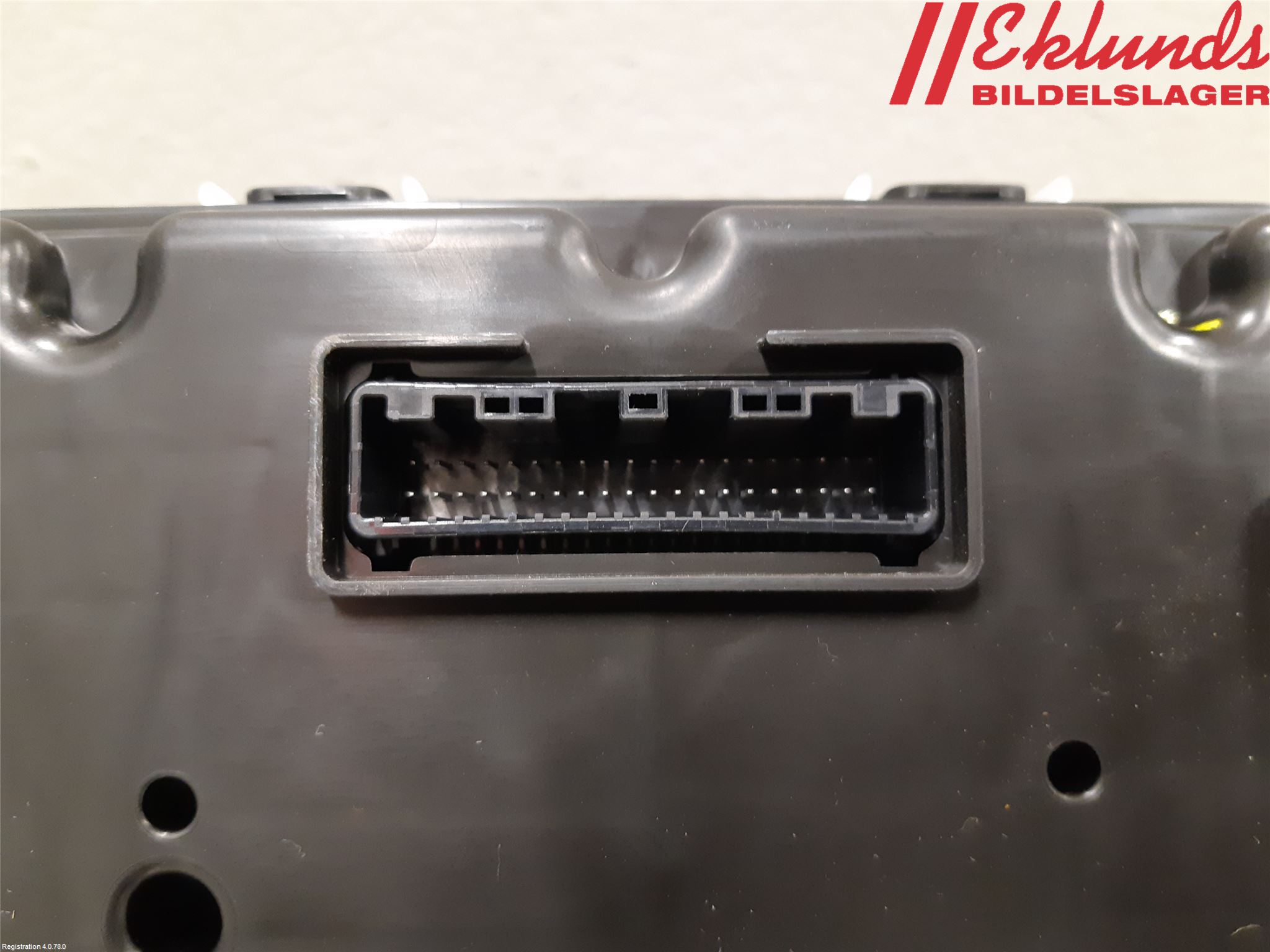 Toyota YARIS XP130 15-20 Instrument Komb