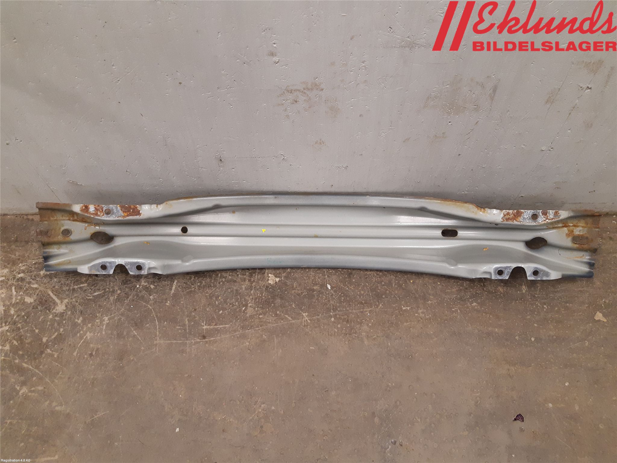 Volvo V60 11-13 Stötfångarbalk Bak