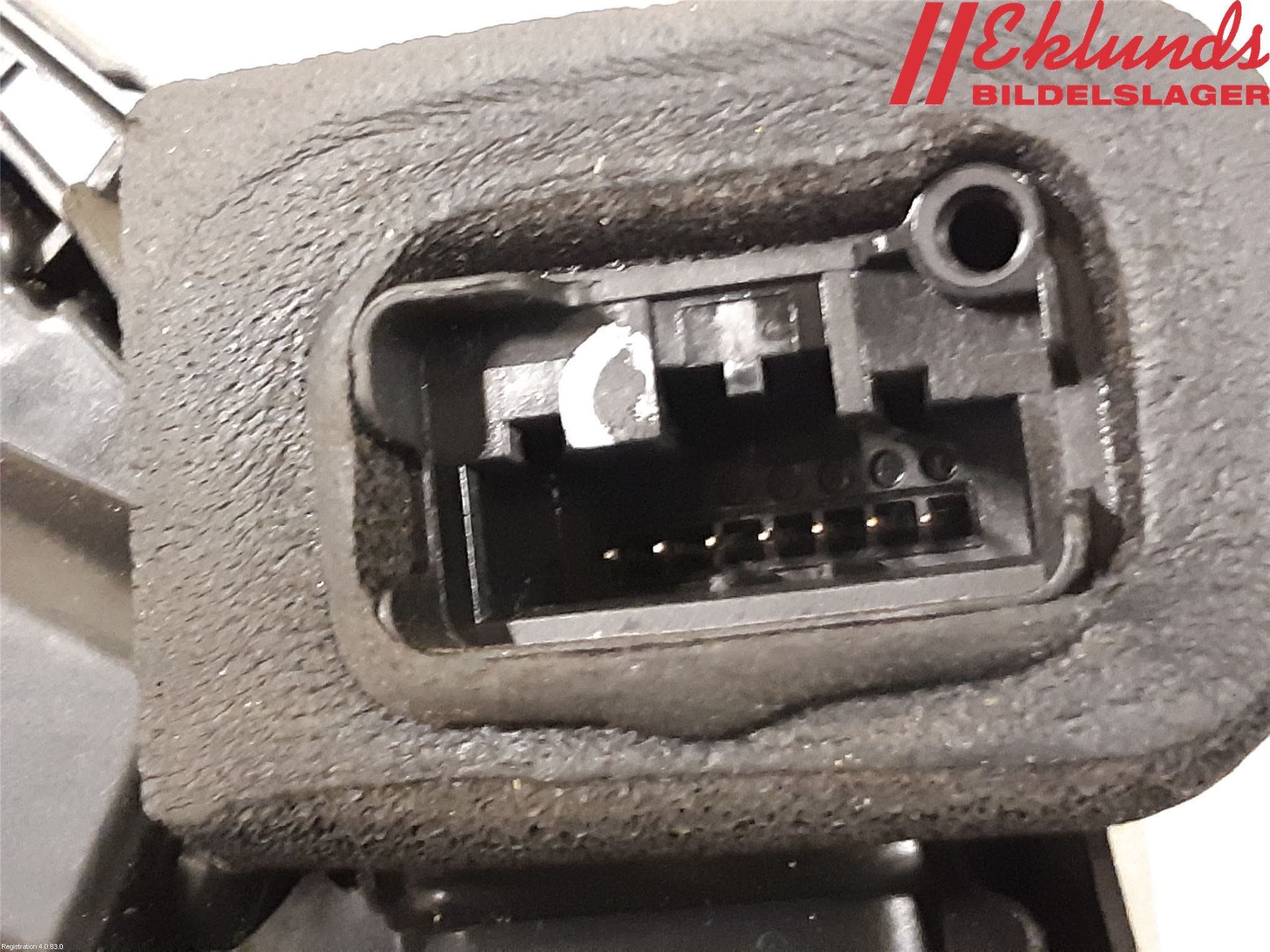 Volkswagen VW PASSAT 15-19 Låskista-Dörrlås